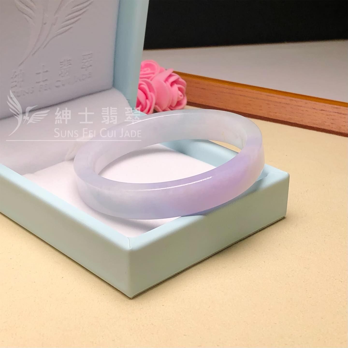 會卡春彩方鐲52.6mm