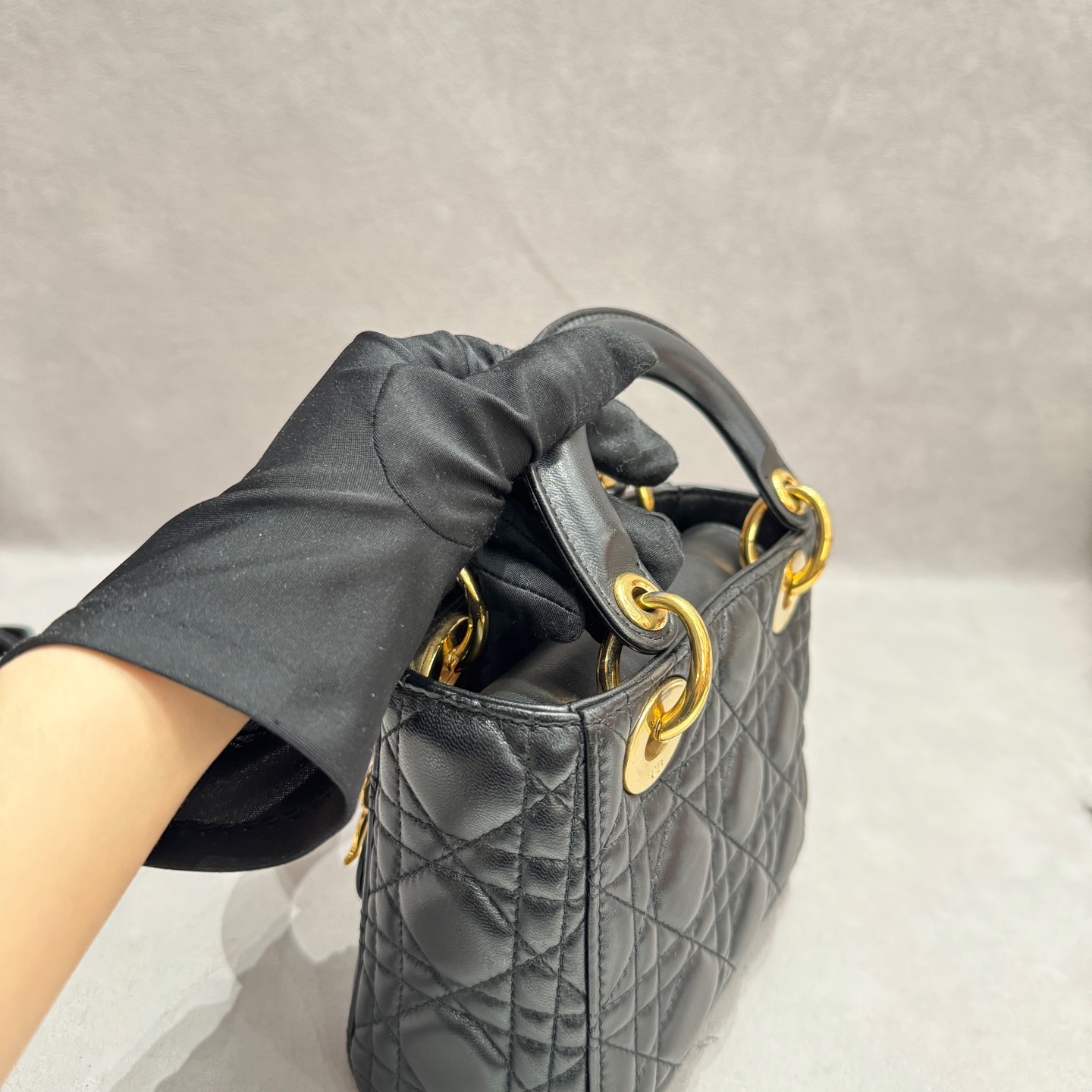 【預訂貨品】Dior Lady Dior三格黑金羊皮戴妃包