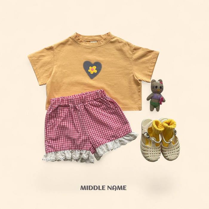 🇰🇷middle name tee