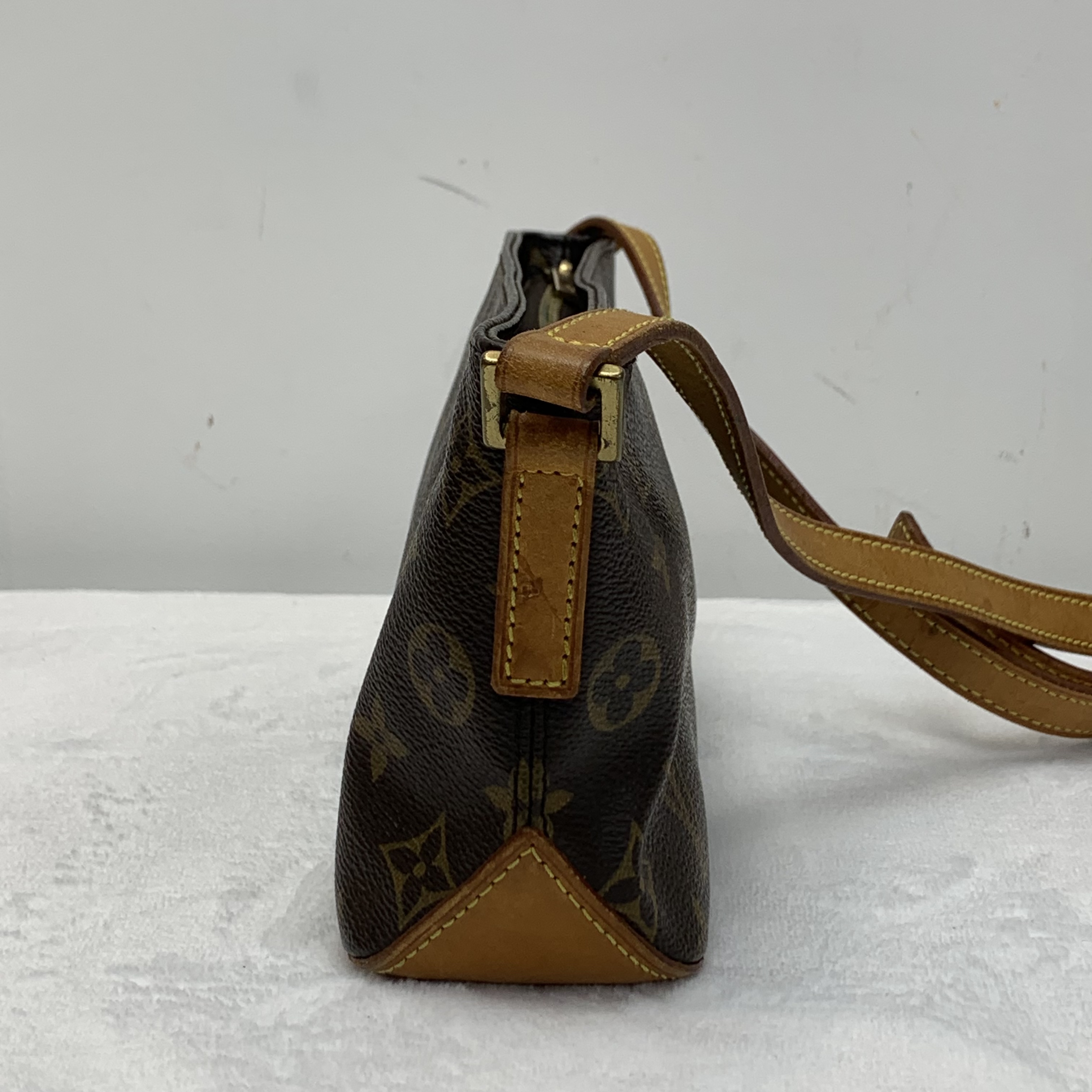 LV 斜挎包 中古絕版