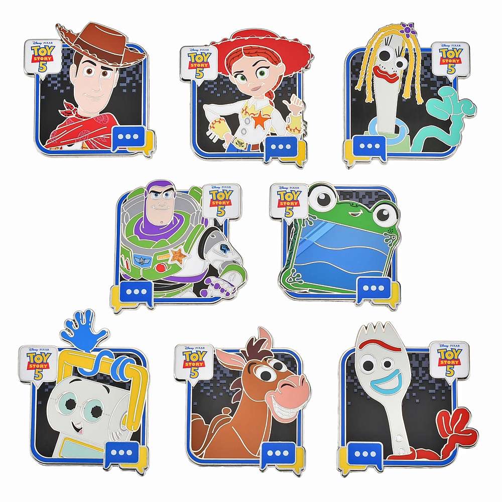 日本預訂📍日本迪士尼Toy Story 5電影系列 - 襟章盲盒 (一盒2個)