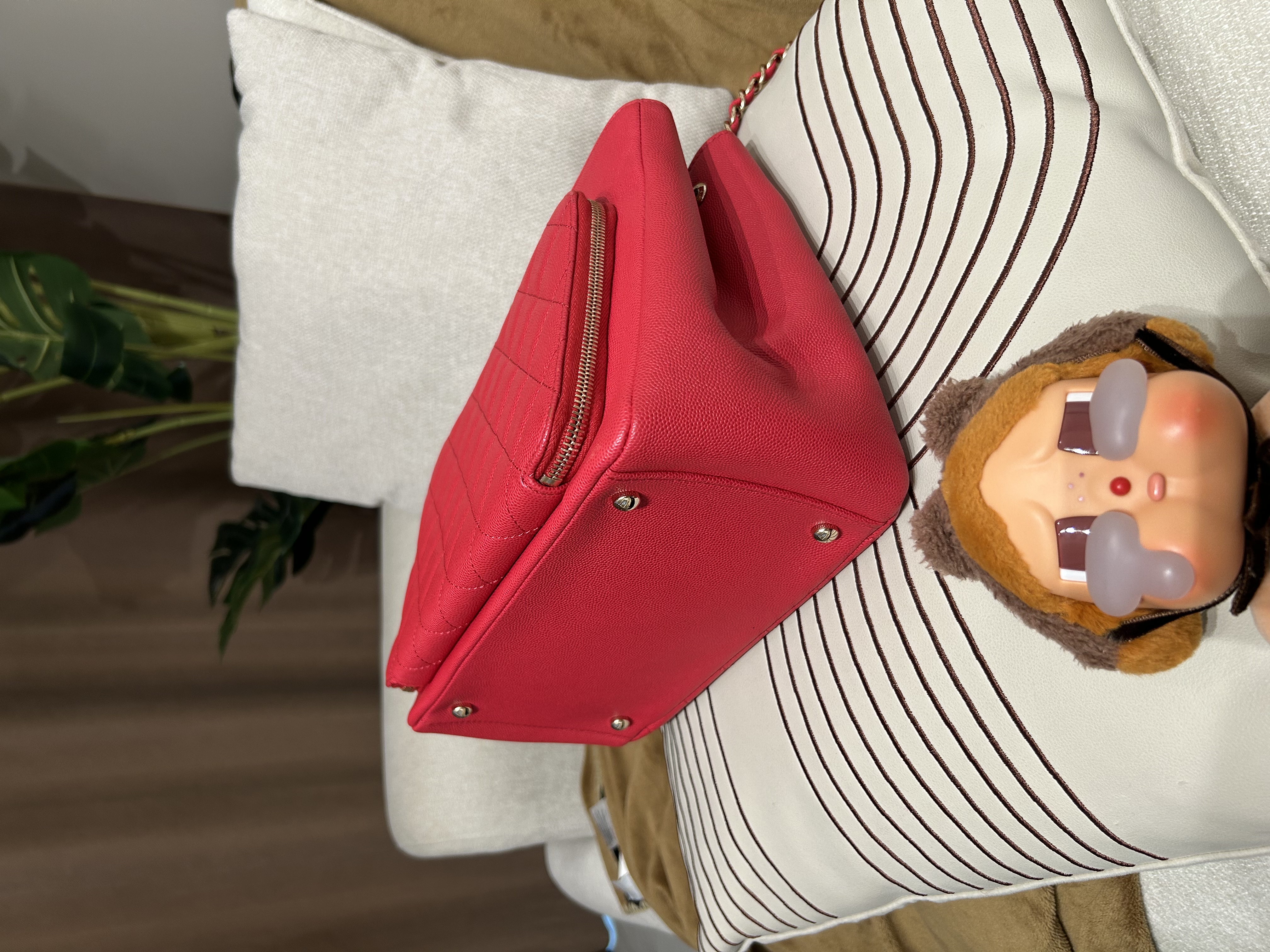 Chanel Business Affinity Shoulder Bag A93750 100%Authentic, 98%New ✅香港專門店收據✅24Card✅Dust bag✅Box