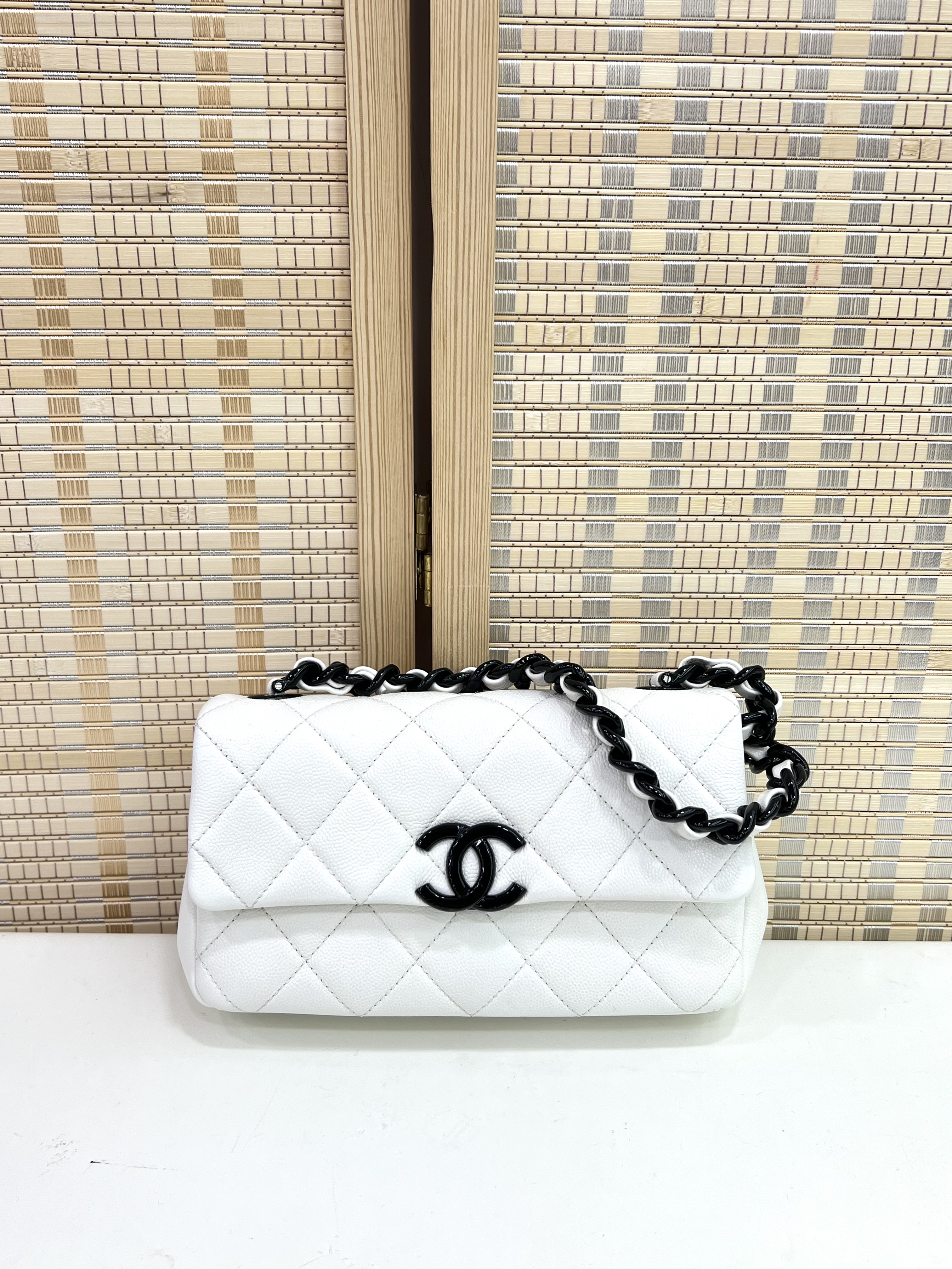 直播貨品 |  [1個-$100 2個-$300］GG66