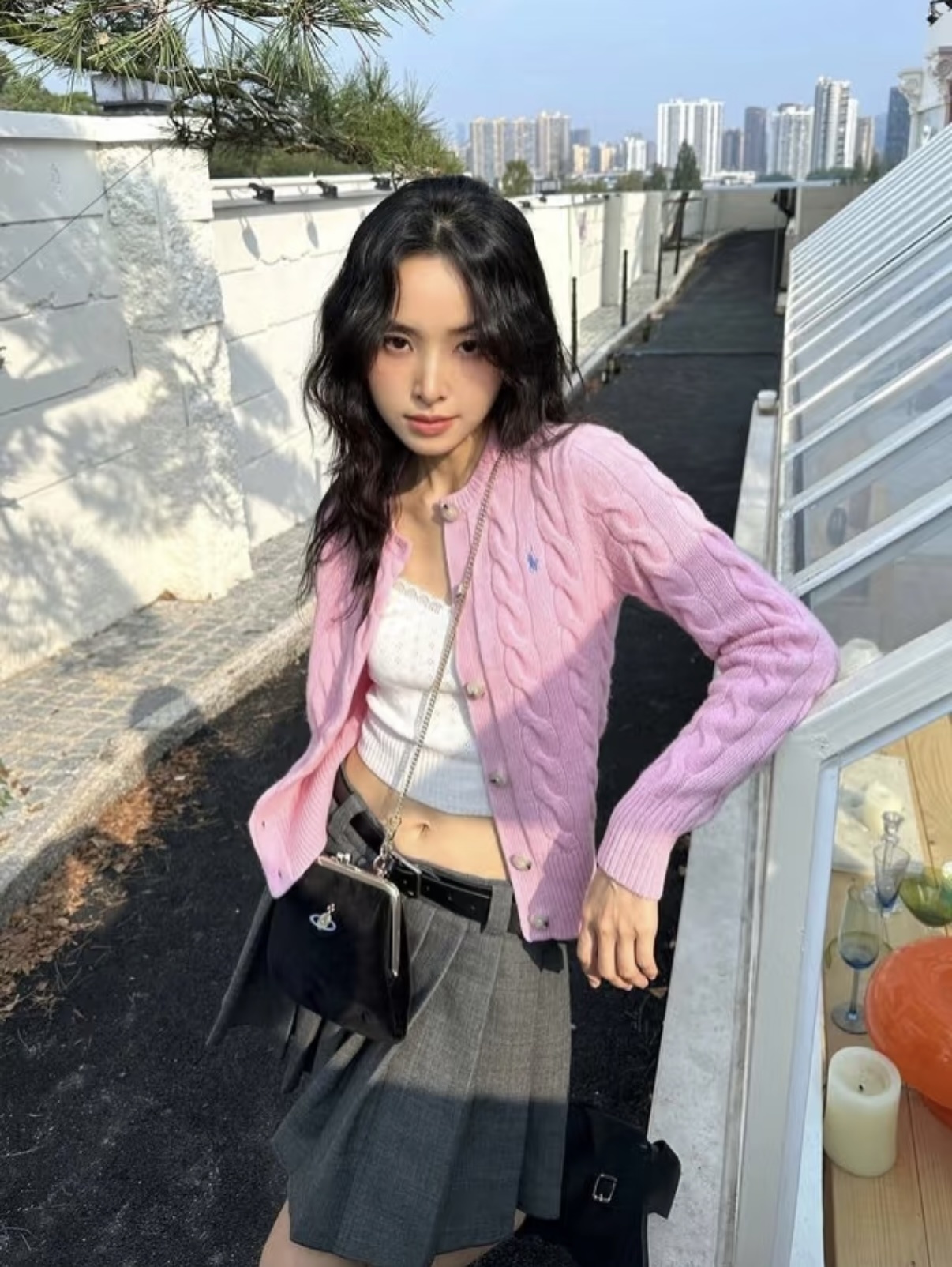 $188件。🔥 最新配色  口碑爆款‼️Ra 經典老錢風大麻花絞花針織開襟衫