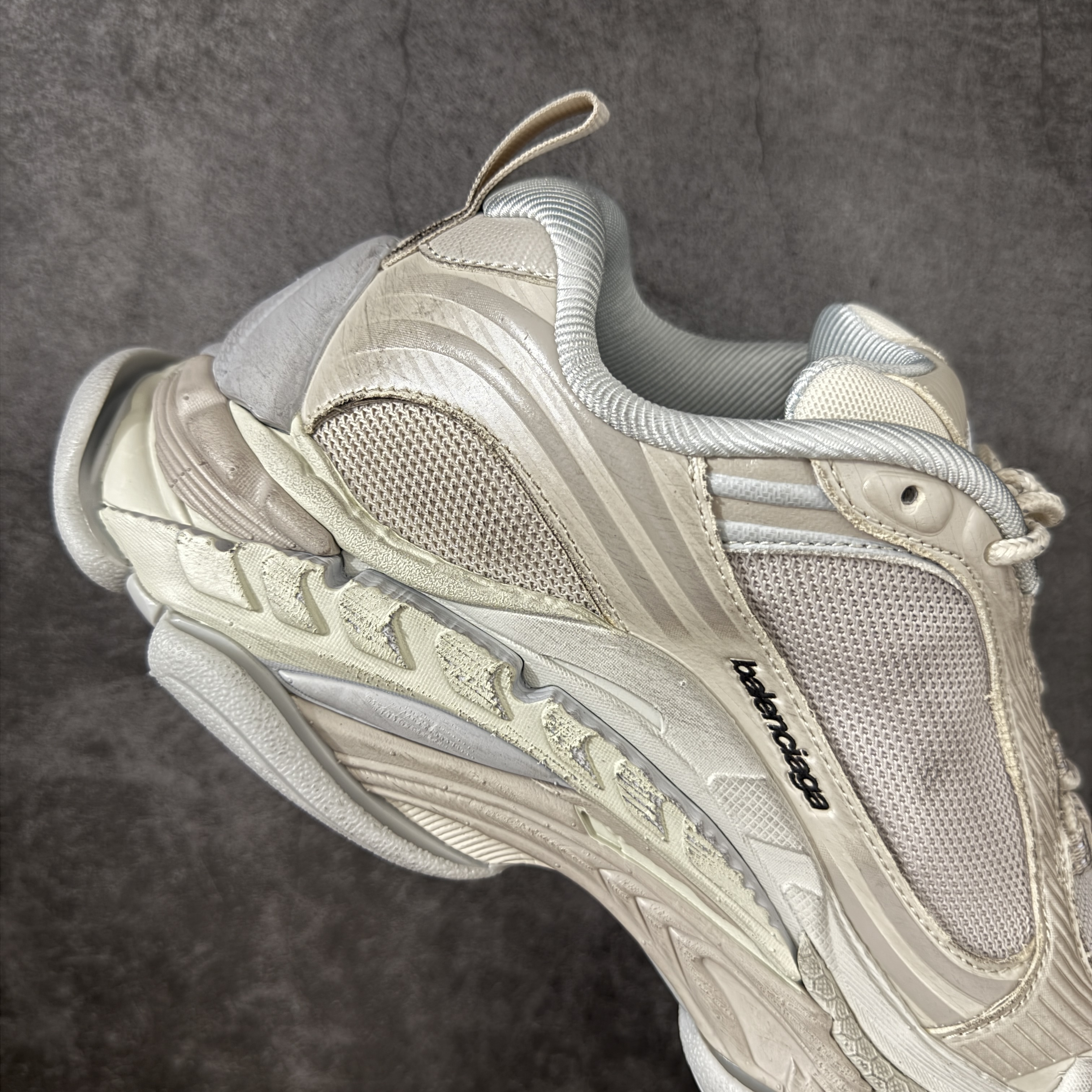 Balenciaga Triple S.2 