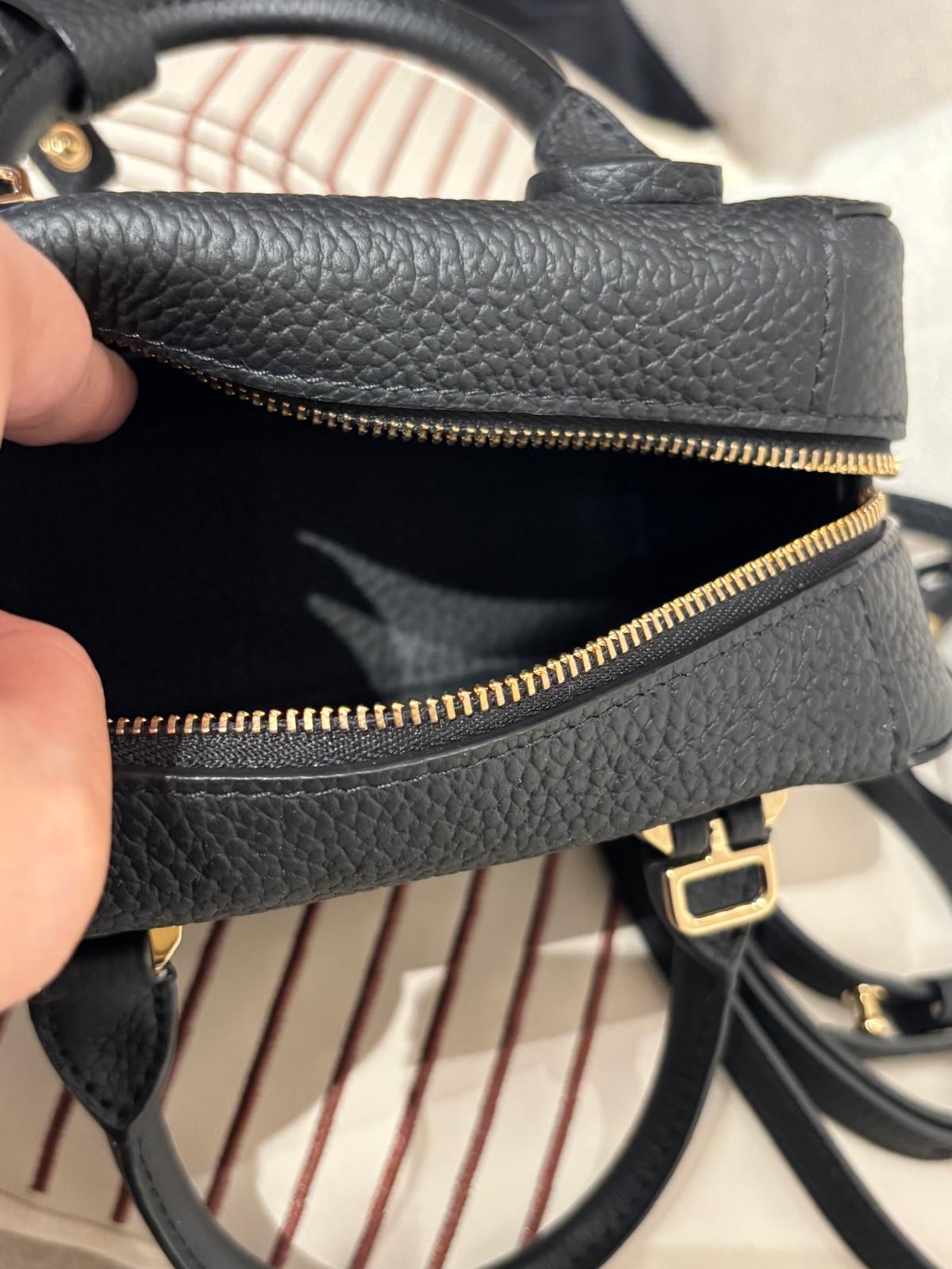 Delvaux cool box nano 黑金牛皮，100%Authentic,99%new✅dust bag 