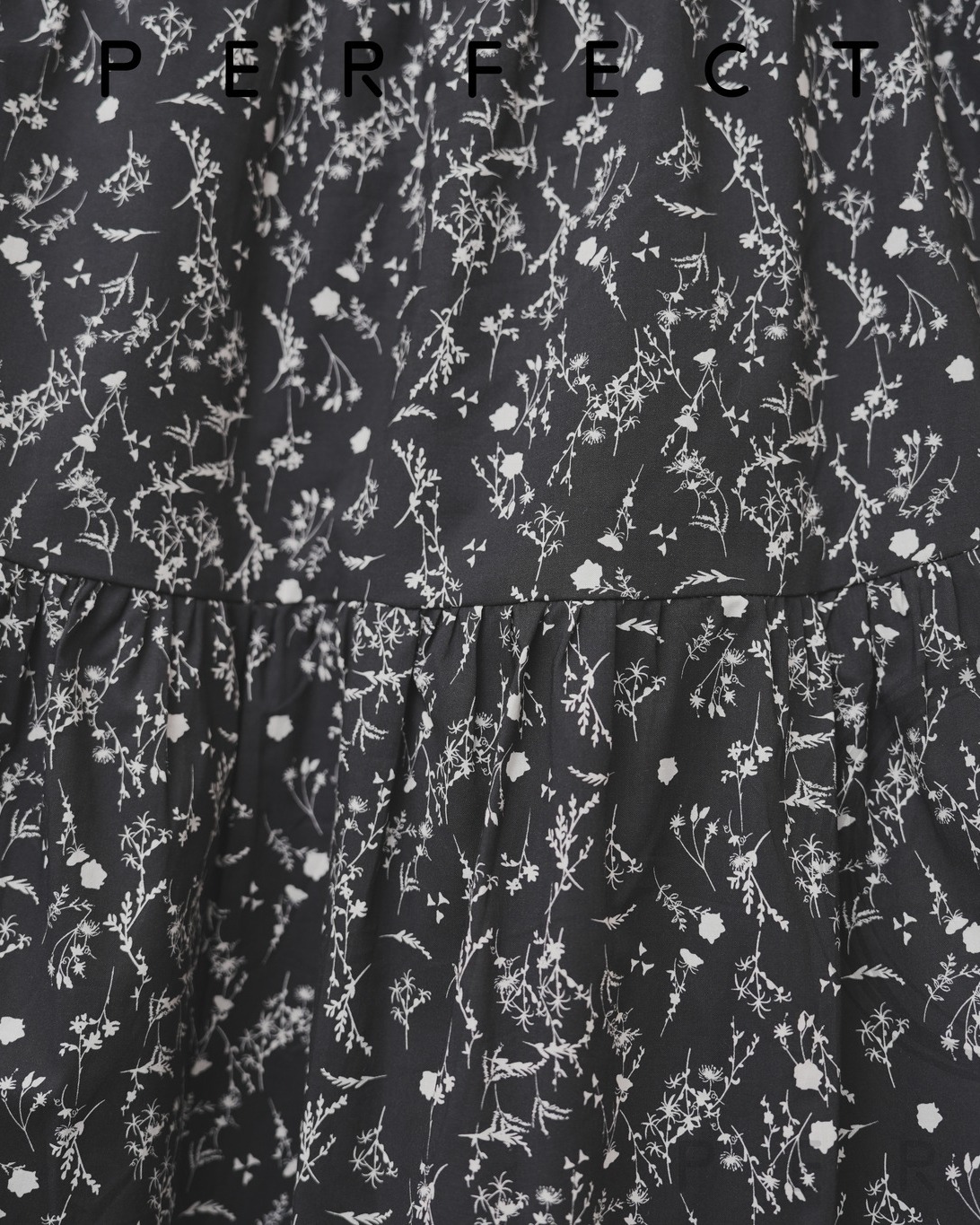 S0017_A字文青印花蛋糕裙（顯瘦黑色）