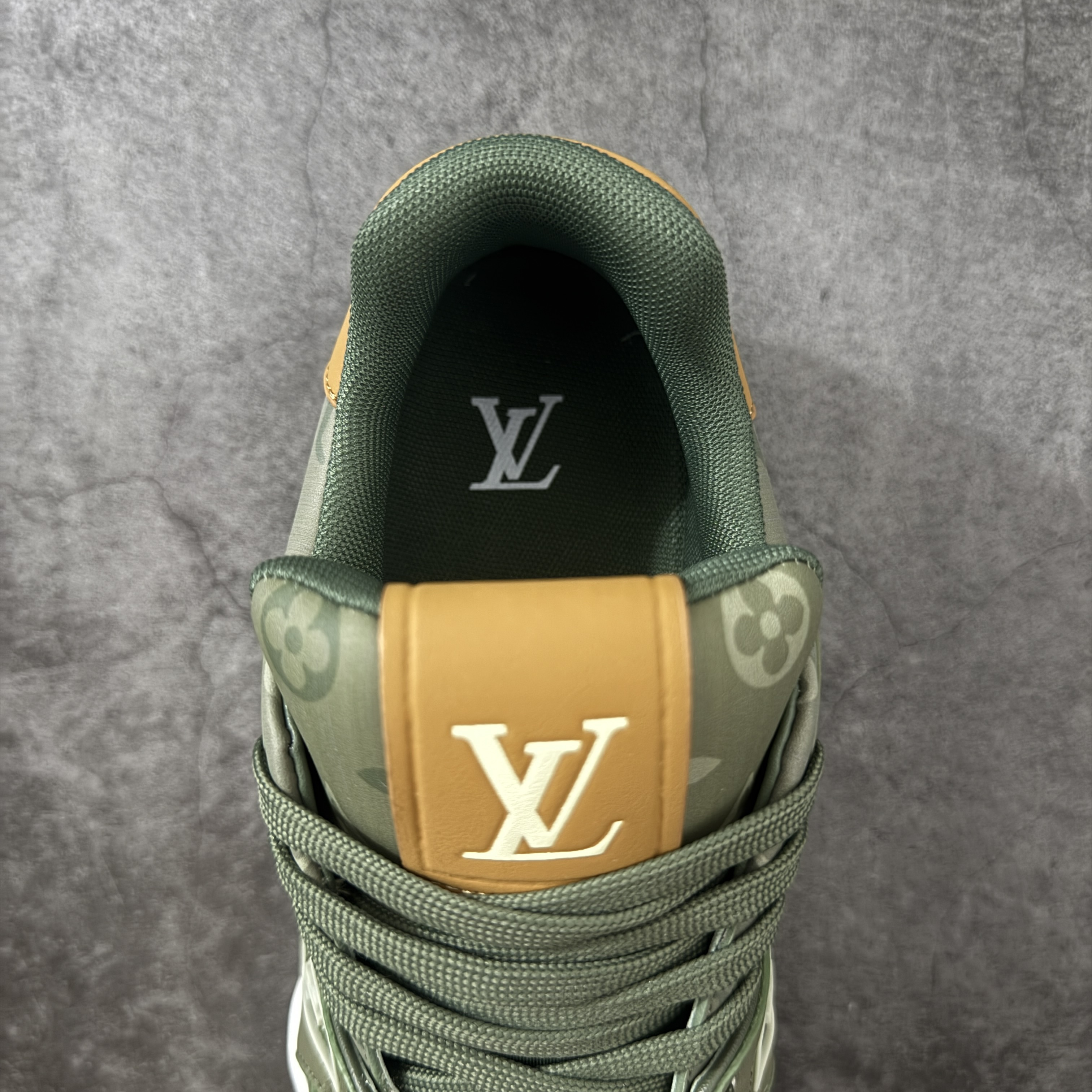 Louis Vuitton LV Trainer