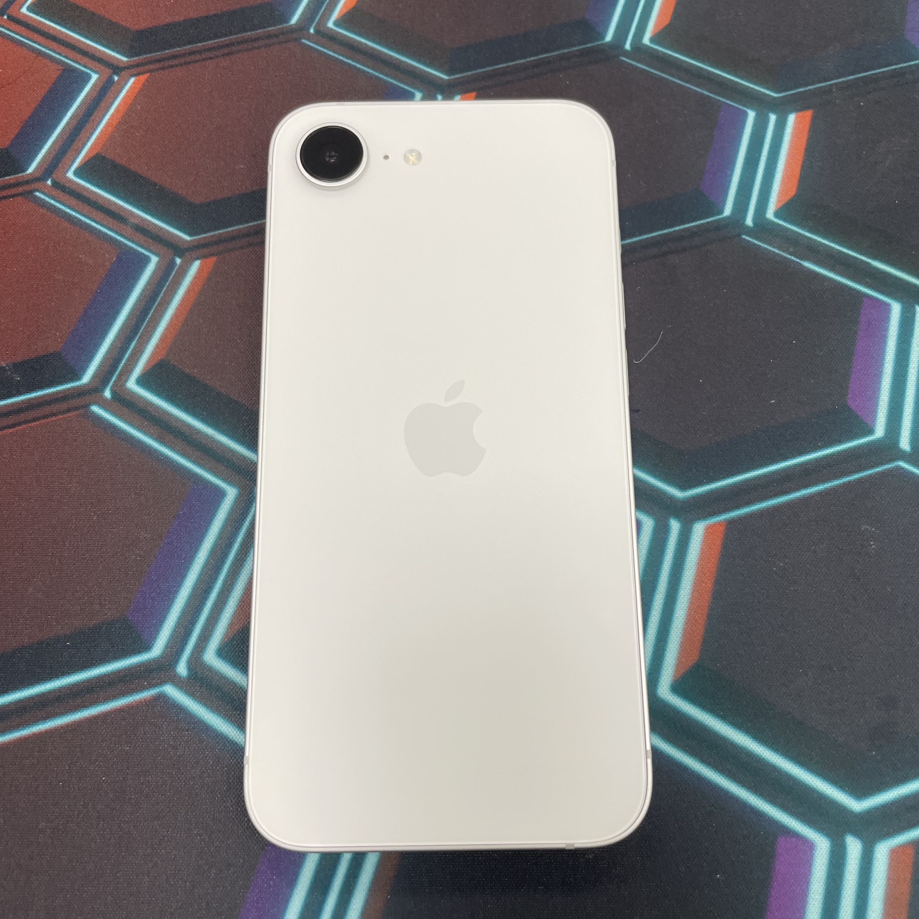 *6910 16e 勁靚機 128GB 電92 白色 white