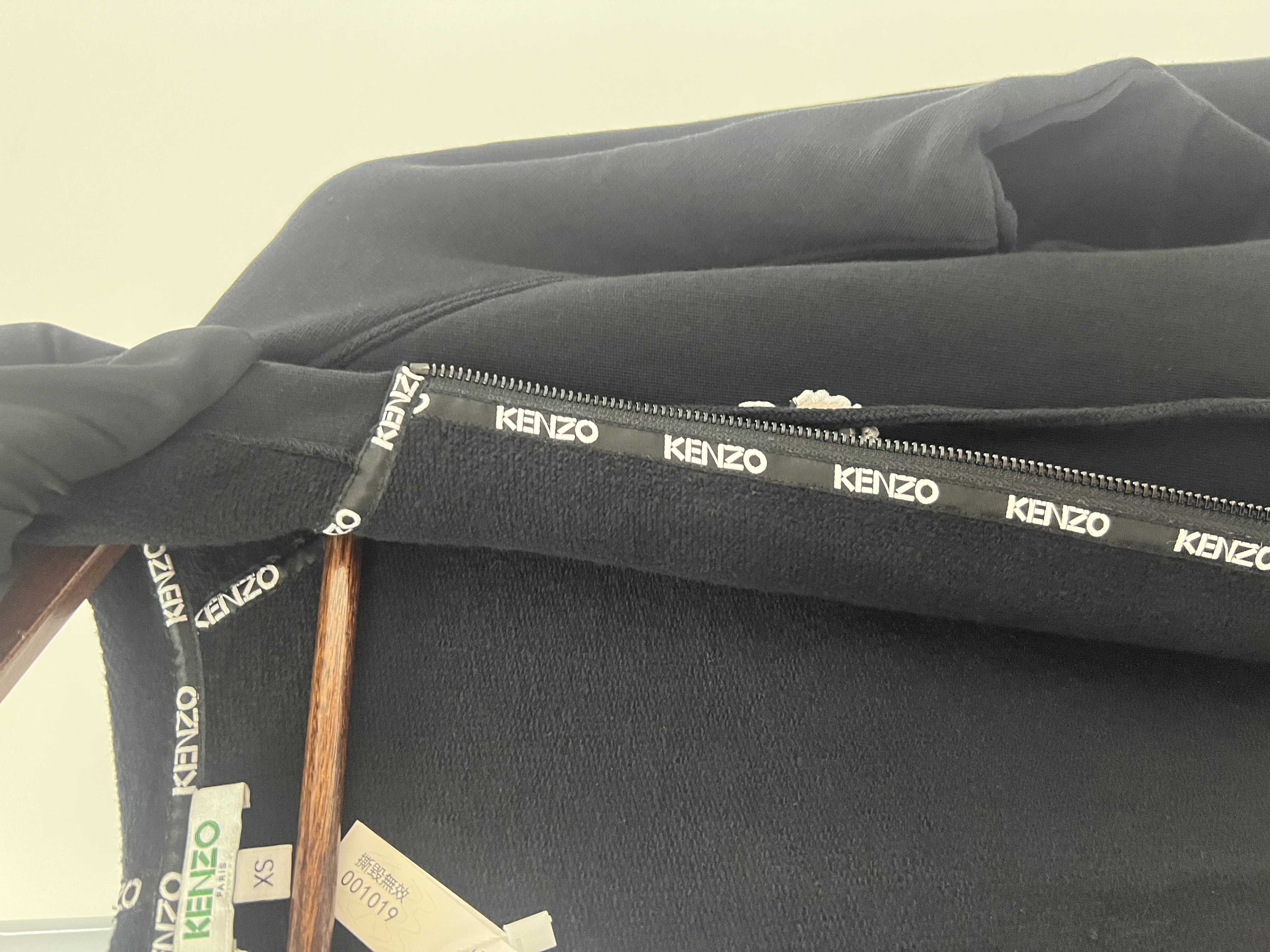 Pre-owned KENZO sweatshirt hoodie / Product Code: 26052401