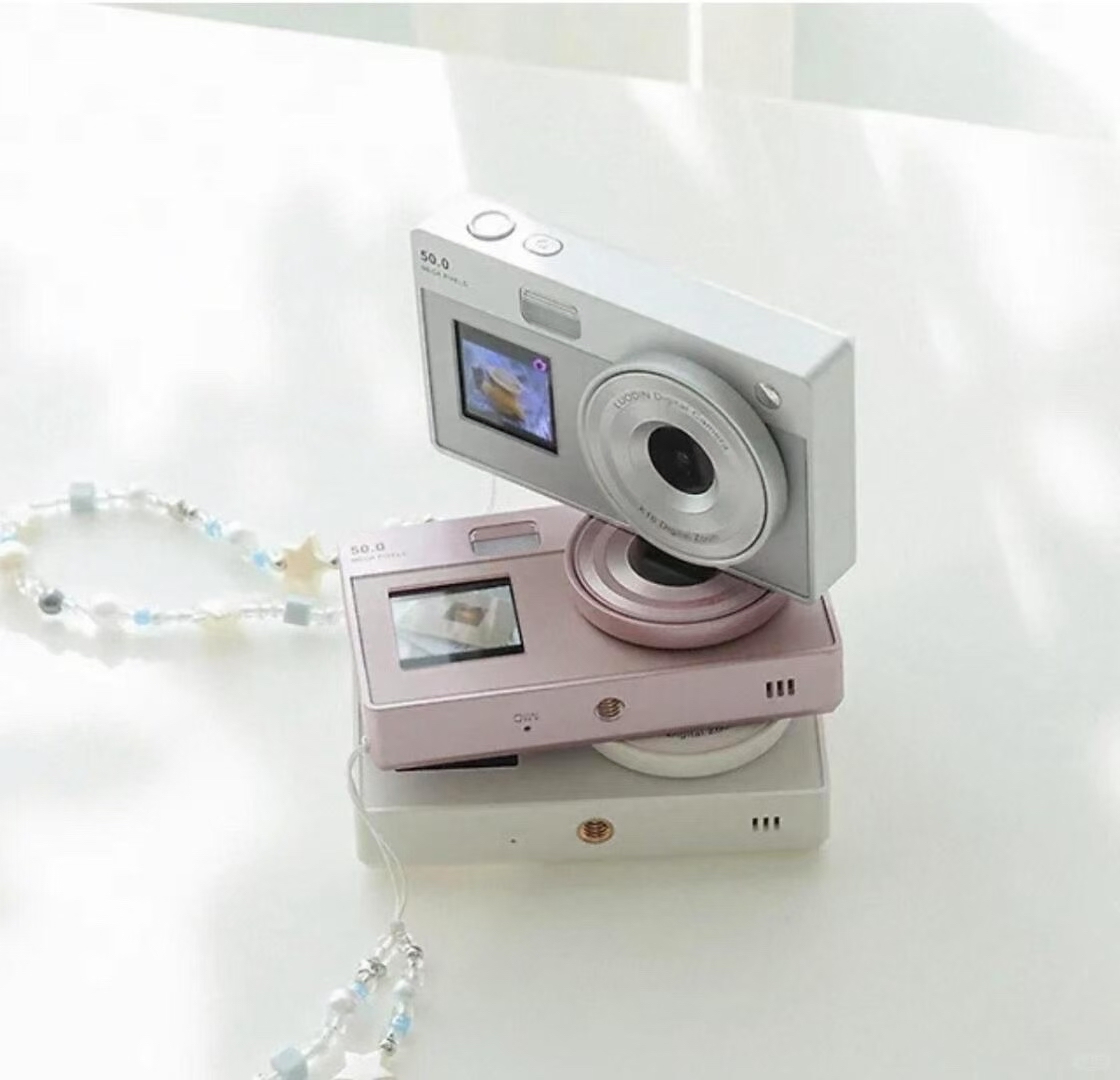 Luo din 雙屏ccd相機📷 