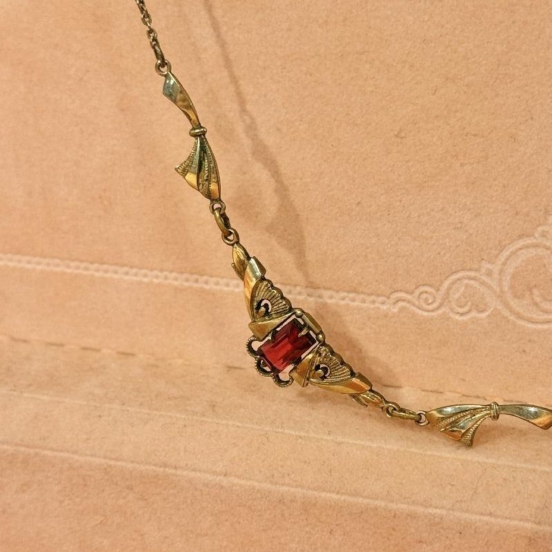 Rare! Antique 1920-40s Czechoslovakian Art Deco Red Rhinestone Golden Necklace (C010)