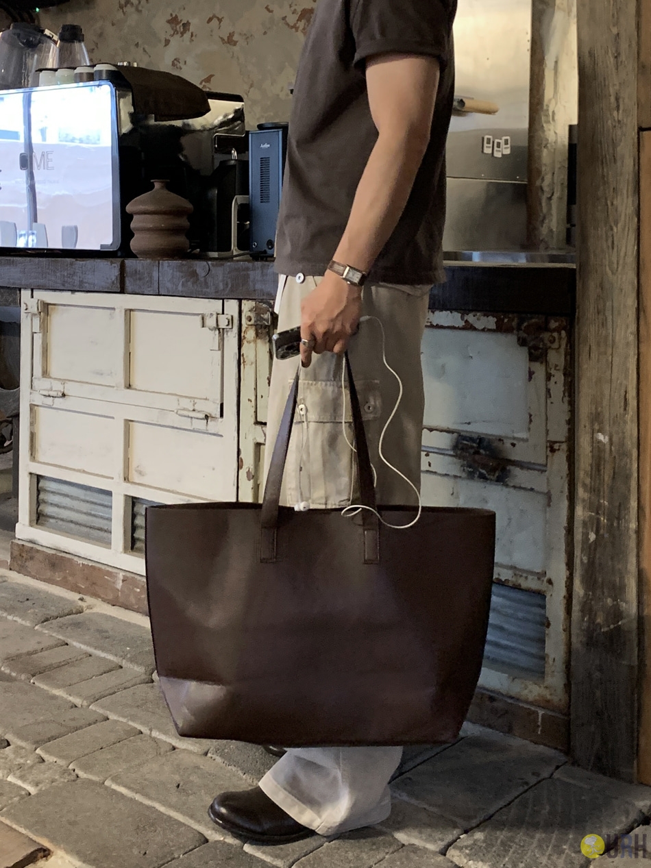 【100%保證韓國直送】韓系極簡方正皮革大容量肩背手提托特包 👜 [2 color] RL114956