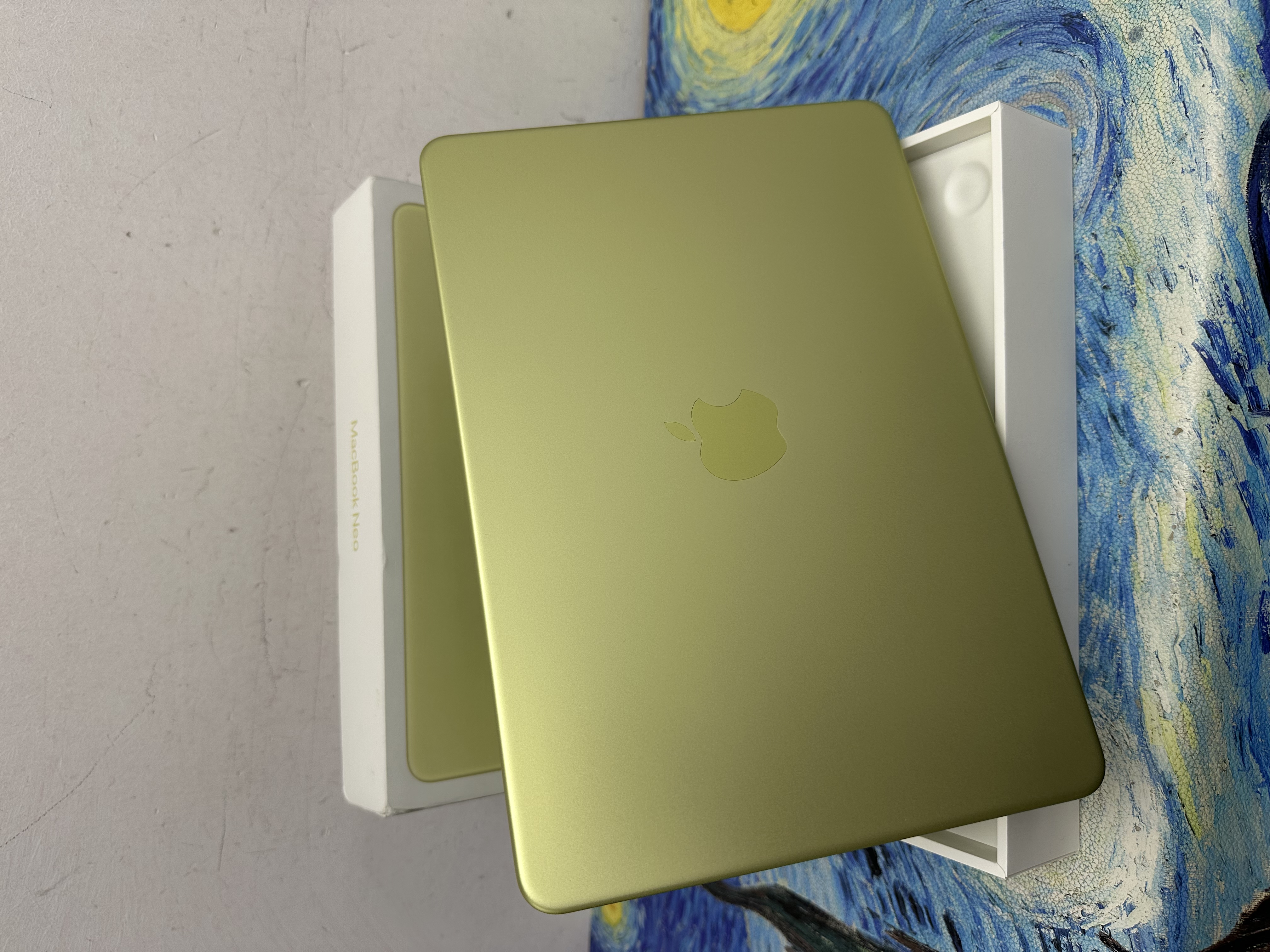 #6254 未使用品🔥Touch ID APPLE  MacBook Neo A18 Pro CPU/ 8GB Ram/512GB SSD/5核心GPU/Liquid Retina Mon/13吋/黃色/Gaming Laptop / Notebook / 超強續航能力/文書機 / 畫圖 / 剪片 / Movie / Netflix/原廠保養/ Apple Care+