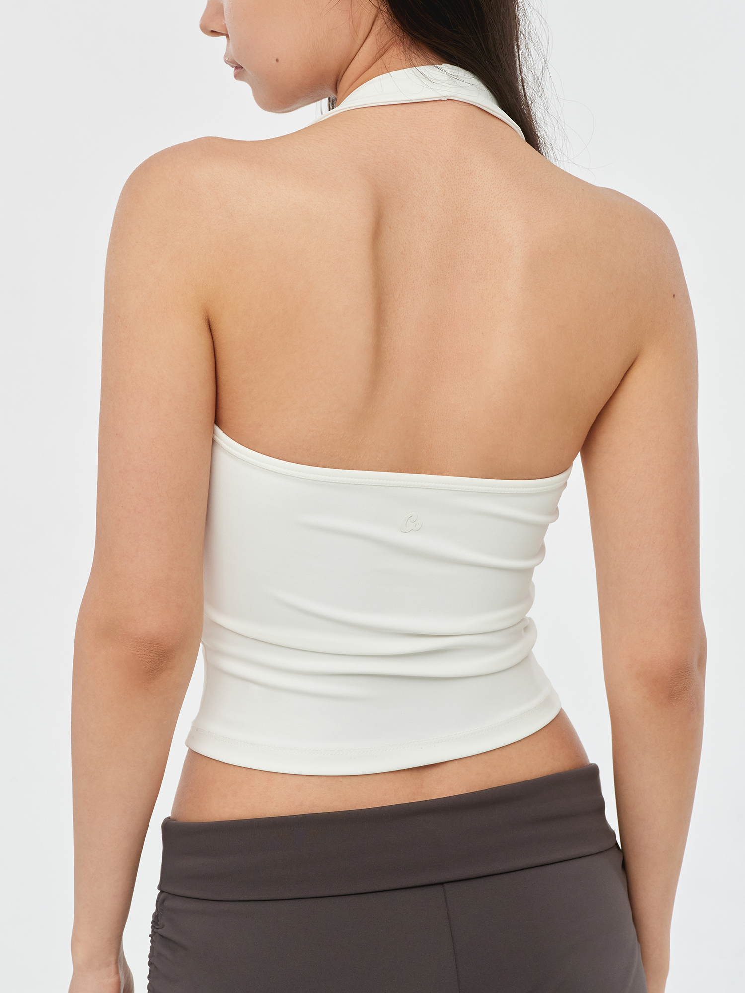 預購_Halterneck Sleeveless Bra Top with Built-in Cups by Conch