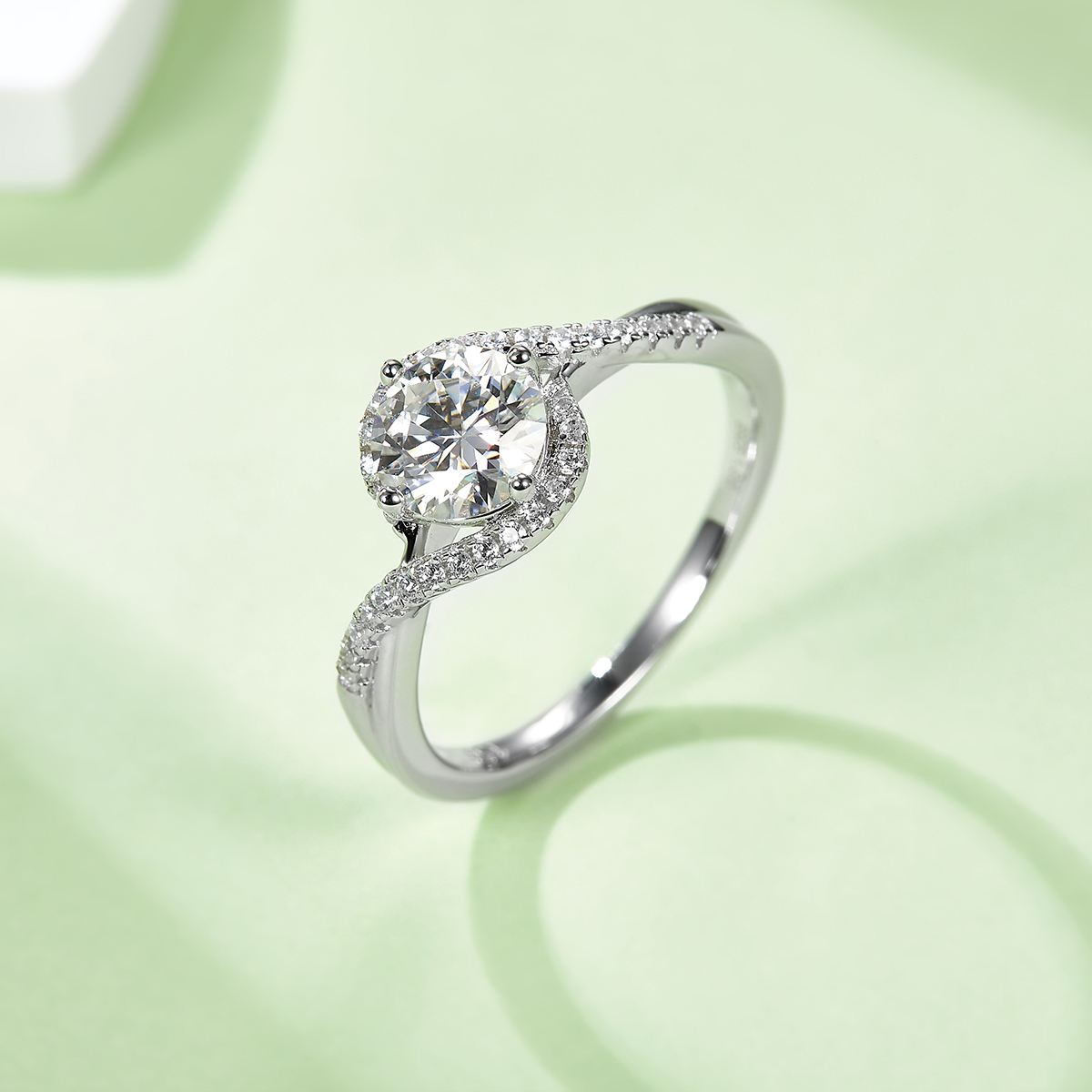 天使之眼S925銀鍍白金莫桑鑽女戒1克拉D級