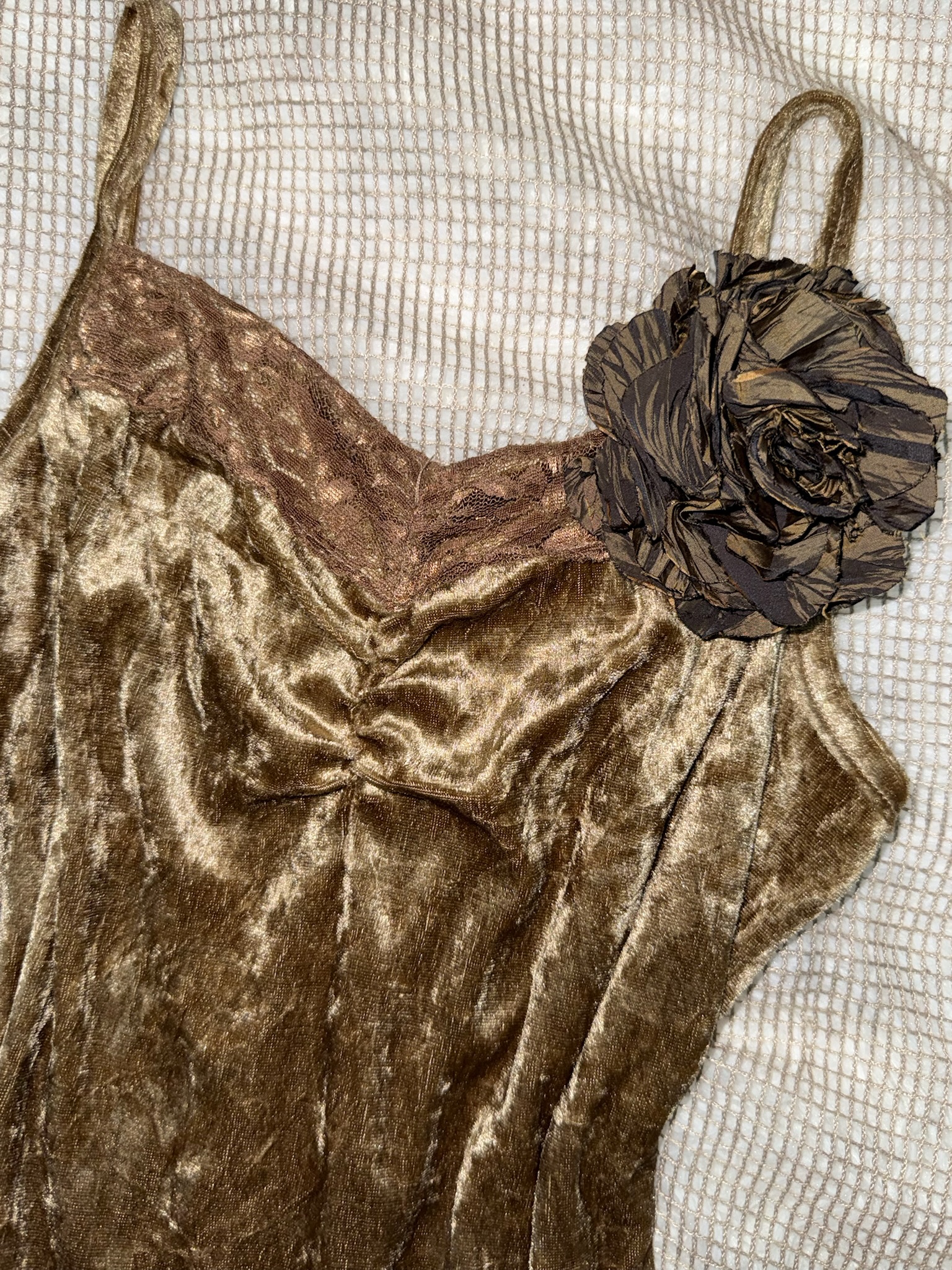 Vintage Fairycore Crushed Velvet Flower-Detail Cami Top