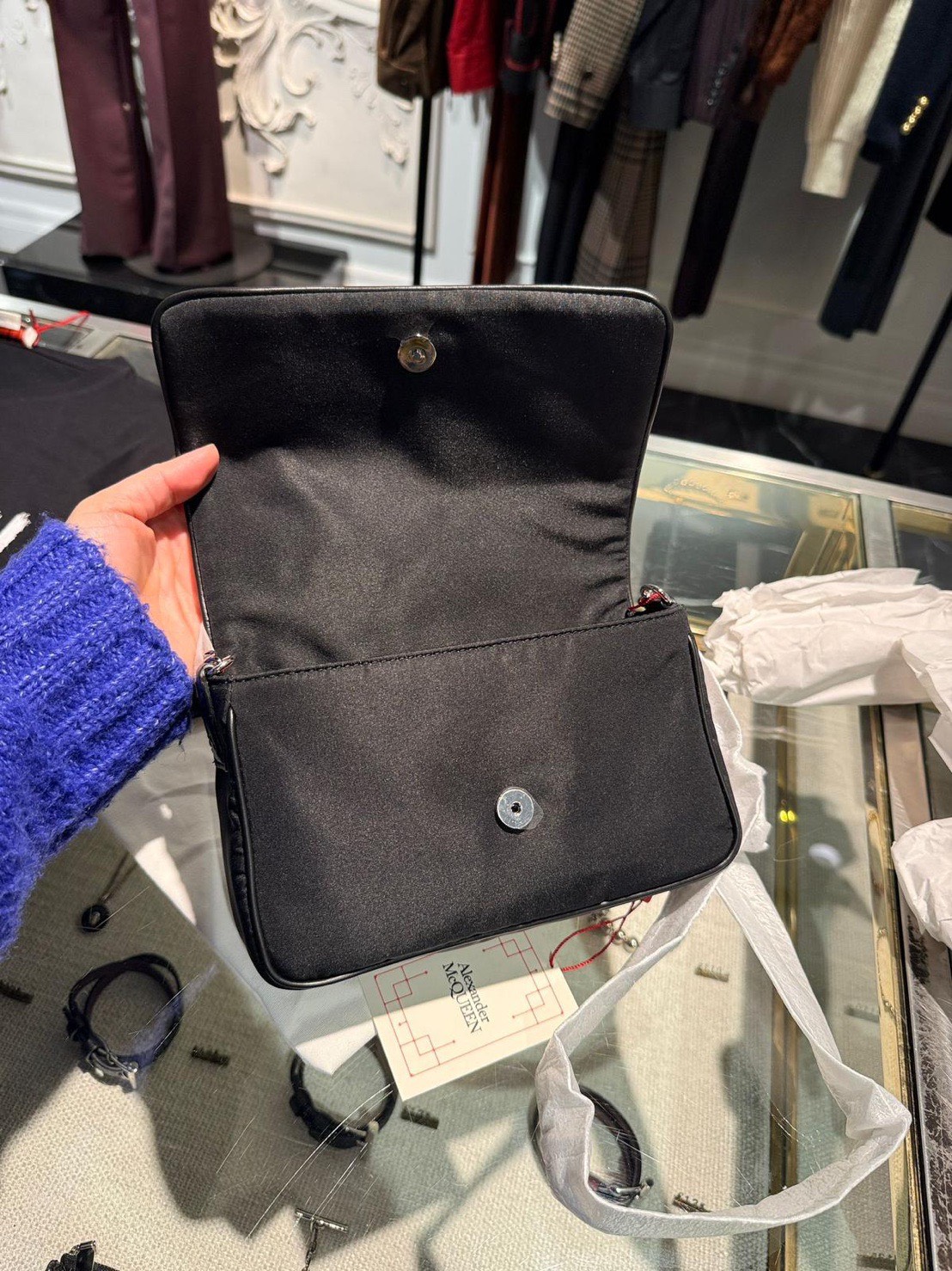 香港現貨-Alexander McQueen Graffiti Logo Skull Bag