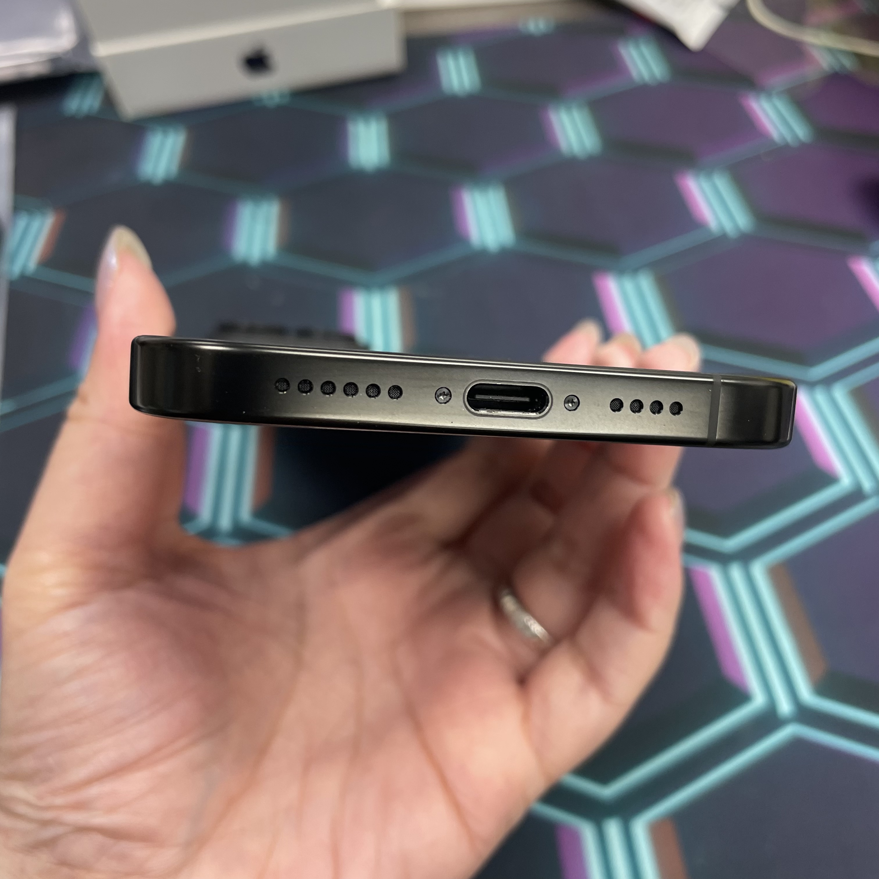 *7188 16 Pro max 完美機 1TB 電100 黑色 black