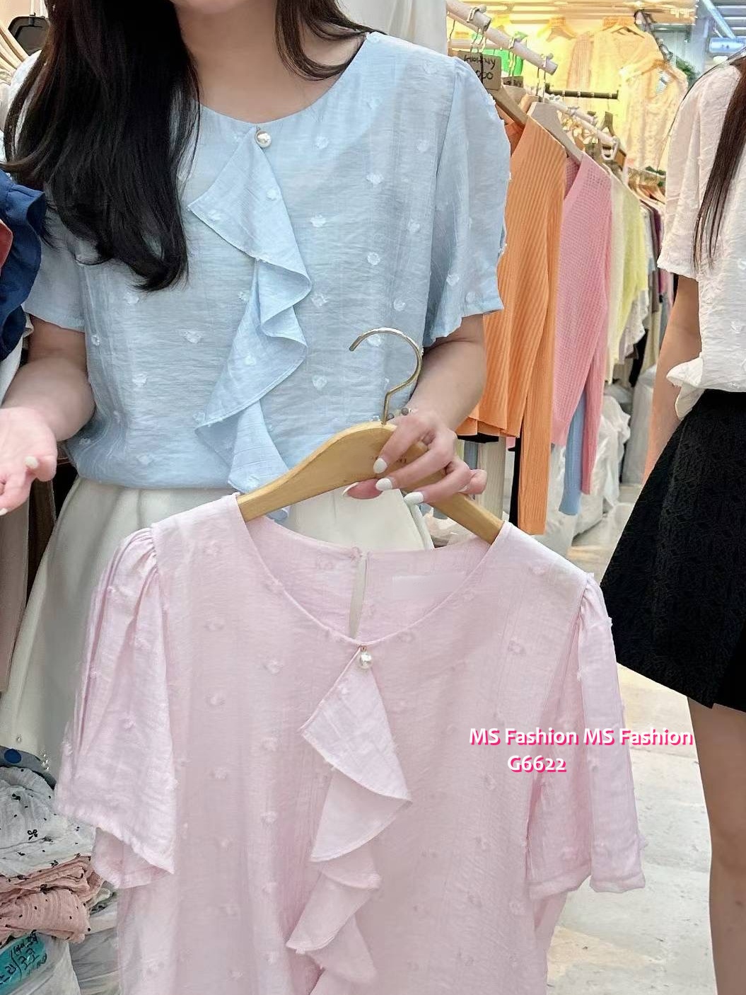 G6622 靚料珠鈕ruffle top
