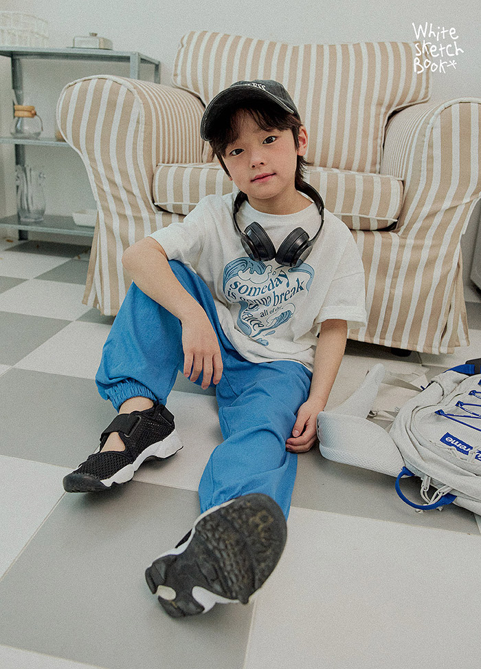 🇰🇷WhiteSketchBook tee