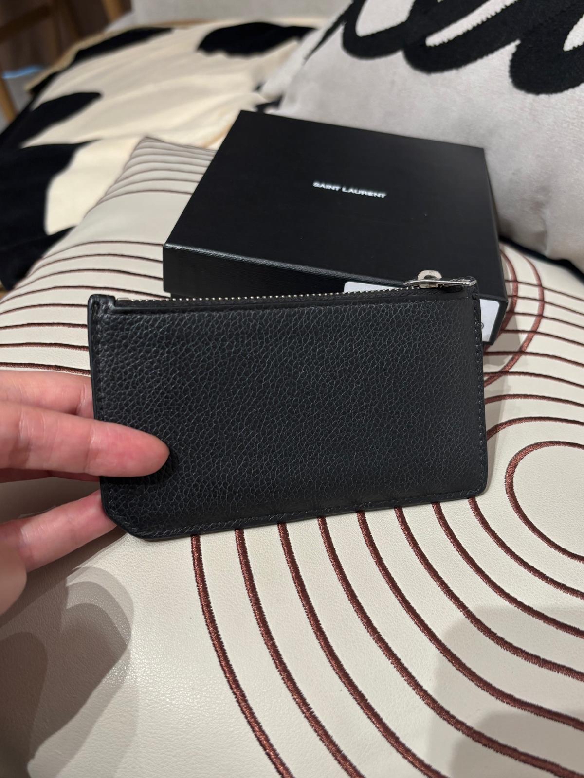 YSL Zip Card Holder 100%Authentic, 88%New ✅Box