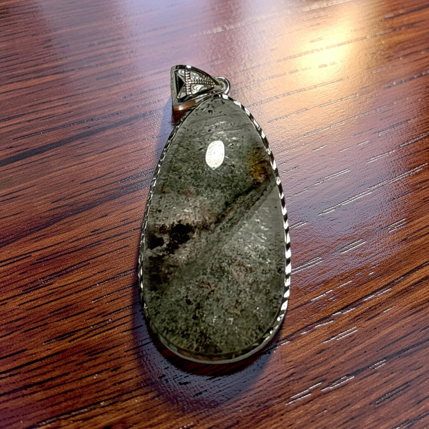 綠幽靈吊咀（附送證書）No19-588