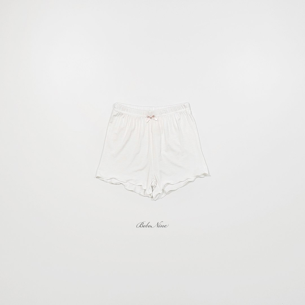 ☀️預訂 韓國直送☀️🇰🇷Bebenine三色絲帶荷葉邊彈性輕薄短褲