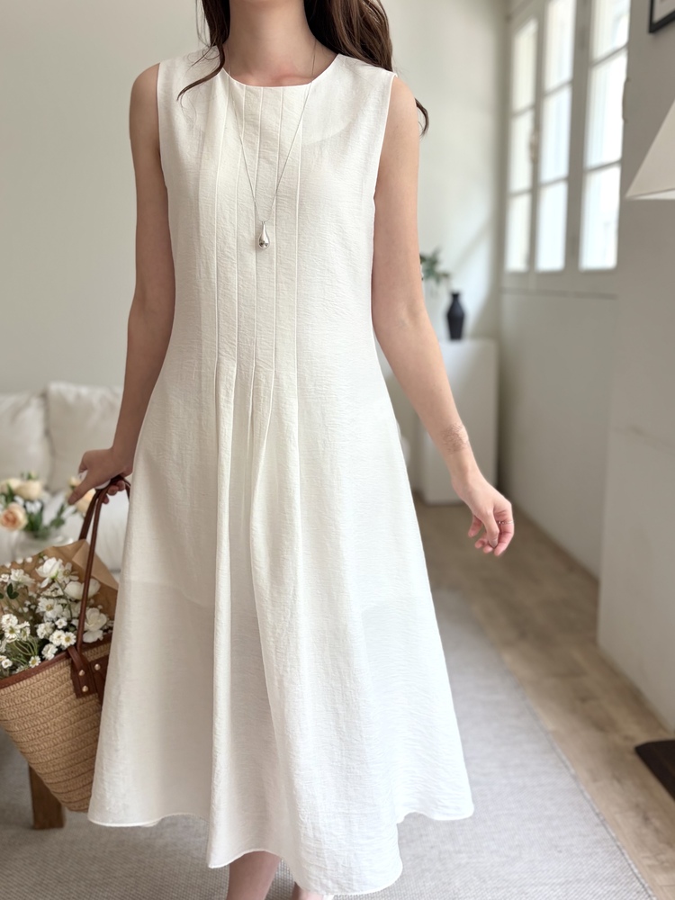 Linen Pintuck Dress (Ivory)