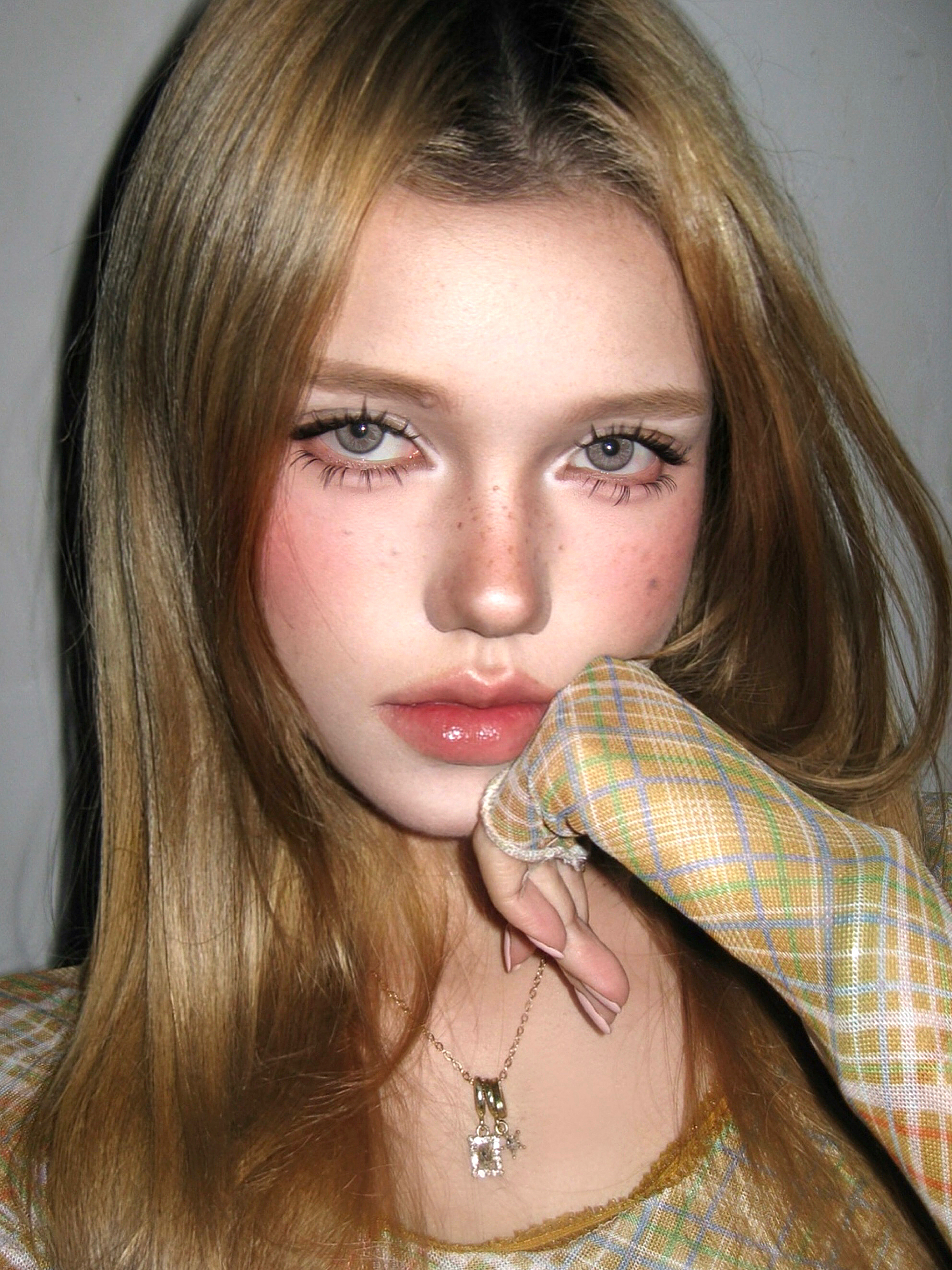 Serltyca 半年拋 虹膜寫真系列