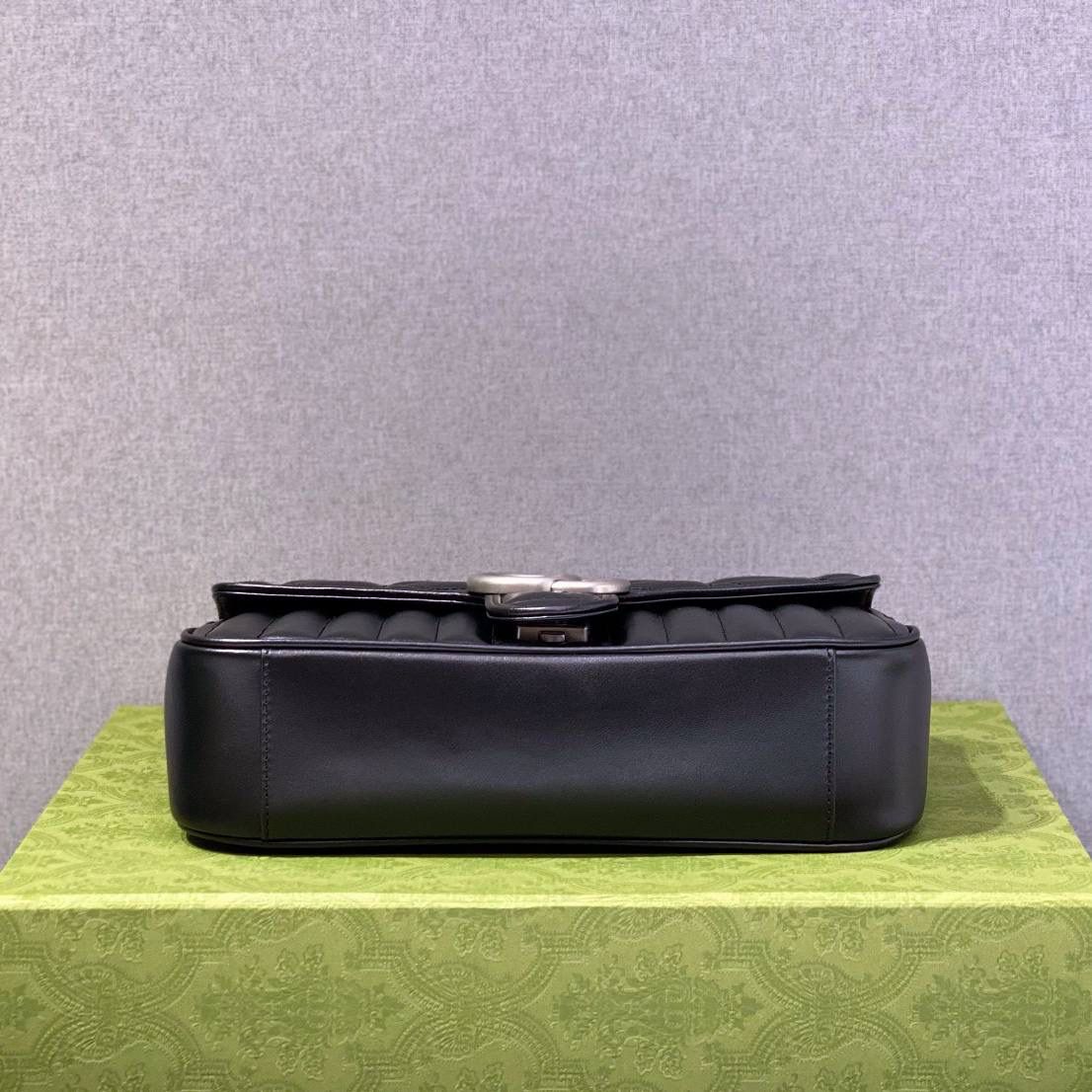 ▪大货实拍图 𝗚𝗚 𝗠𝗮𝗿𝗺𝗼𝗻𝘁几何系列 型号：443497 尺寸：26*15*7cm