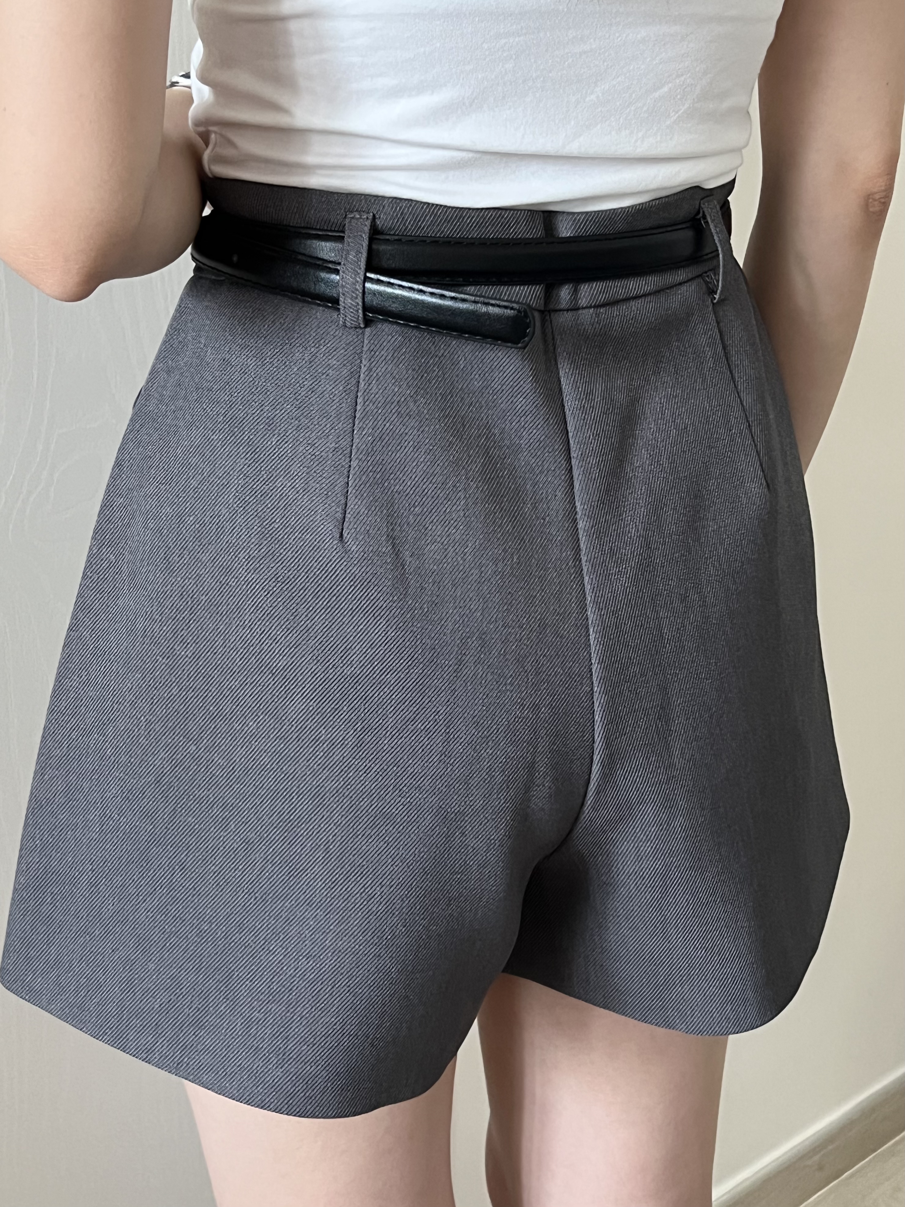 A cut俐落短褲 送皮帶 百搭不易皺