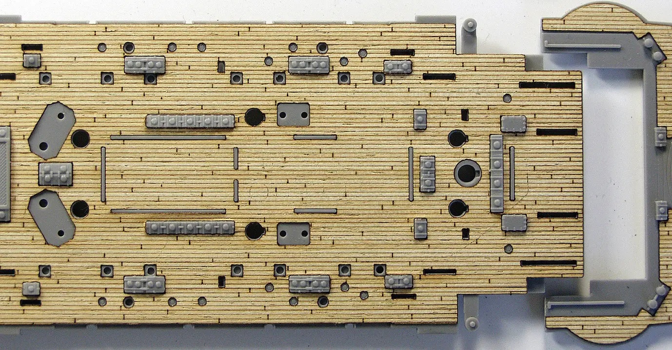 1/350 IJN Battleship Mikasa The Battle of Yellow Sea w/Wooden Deck