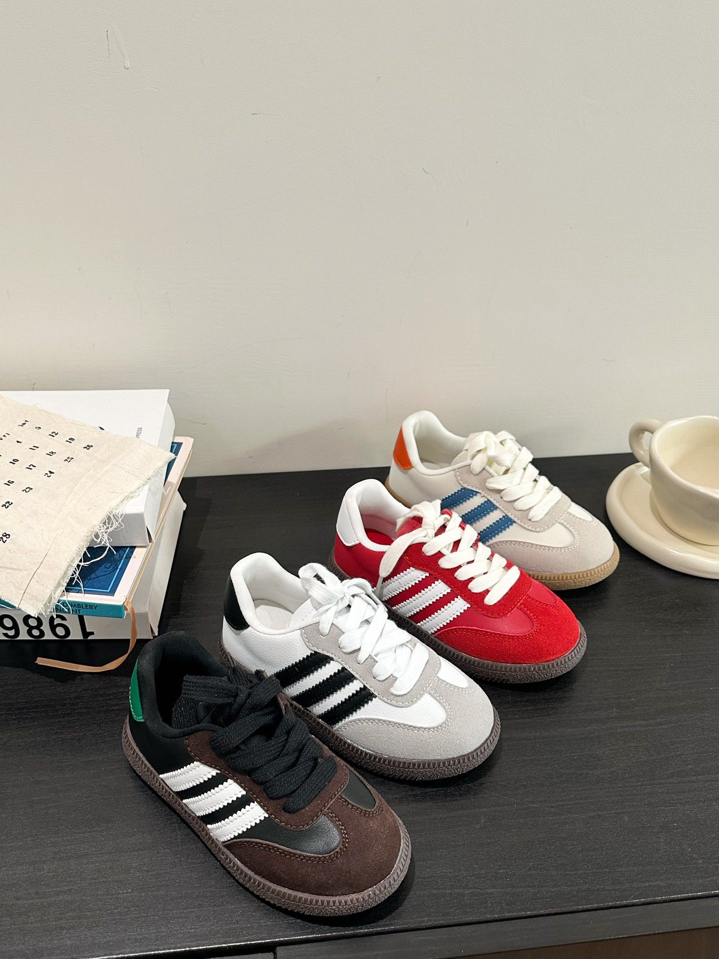 廠單ad samba 6代側魔術貼板鞋