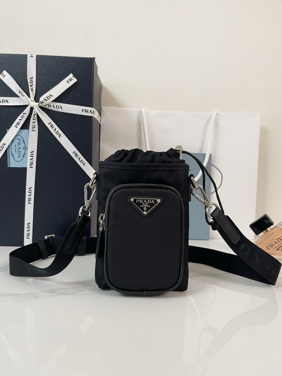 【頂級原單】PRADA Re-Nylon smartphone case 手機包