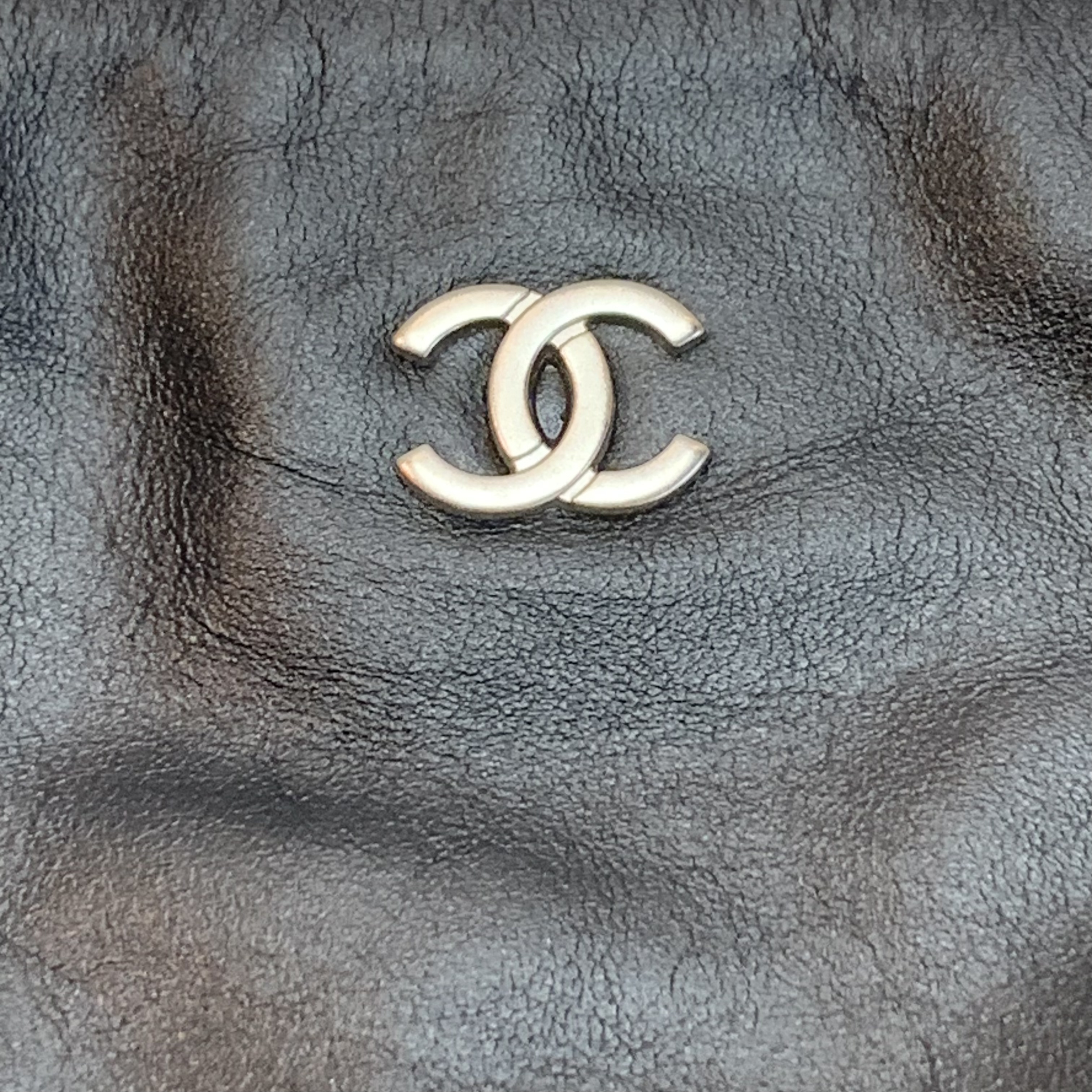 Chanel 22bag 黑色銀扣