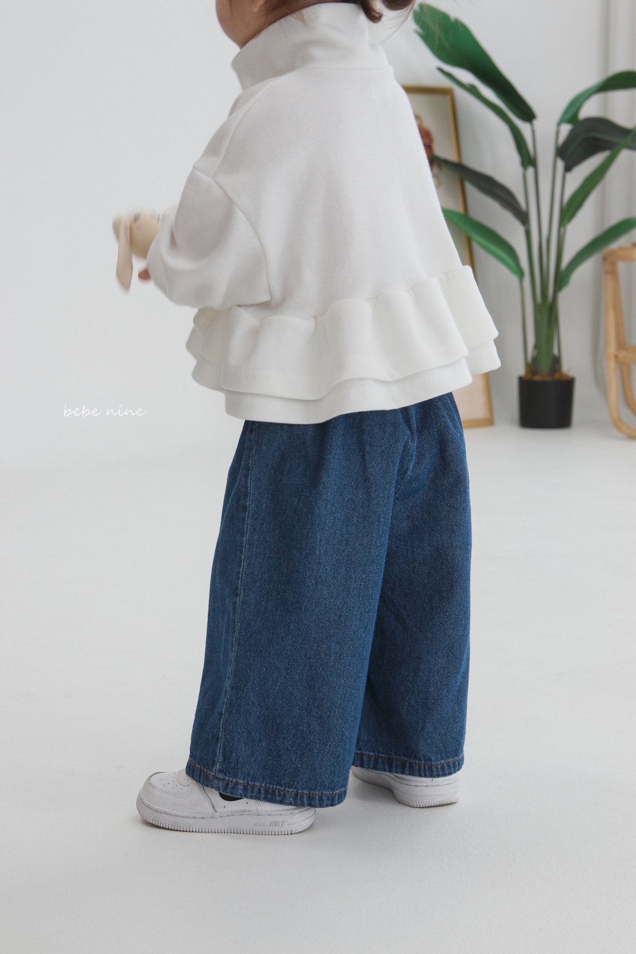 🌸預訂 韓國直送🌸🇰🇷Bebenine兩色日常寬鬆直腳牛仔褲