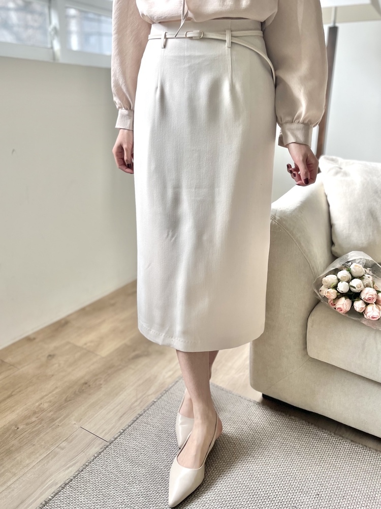 Atelier Belted Skirt (Ivory)