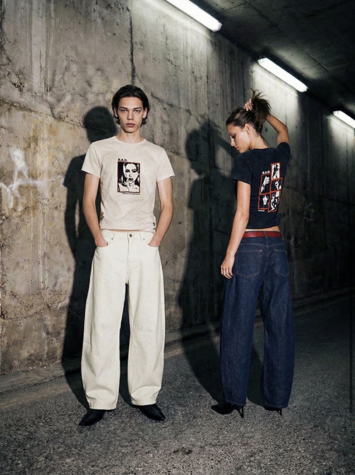 BADBLOOD [w-tee26-135] B.A.D. Frame Gals Short Sleeve T-Shirt - Black