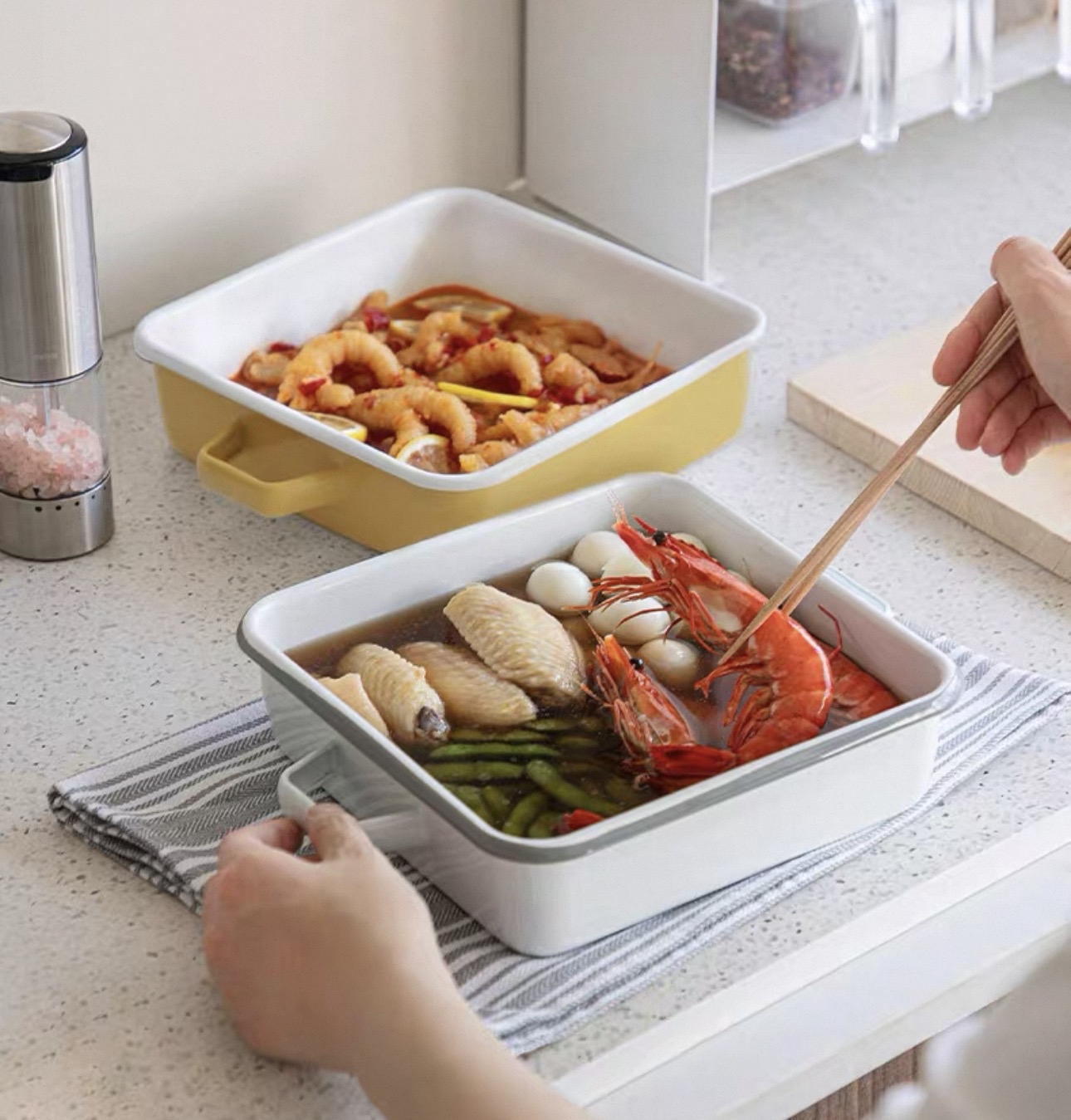 日本霜山搪瓷帶蓋烤焗盤