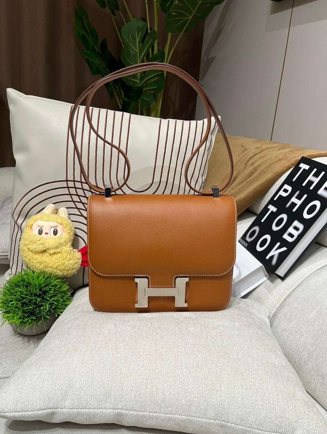 HERMES CONSTANCE 24, STAMP Z GOLD 銀扣，EPSOM牛皮，原裝貼 100%Authentic ,98%new ✅dust bag ✅box 
