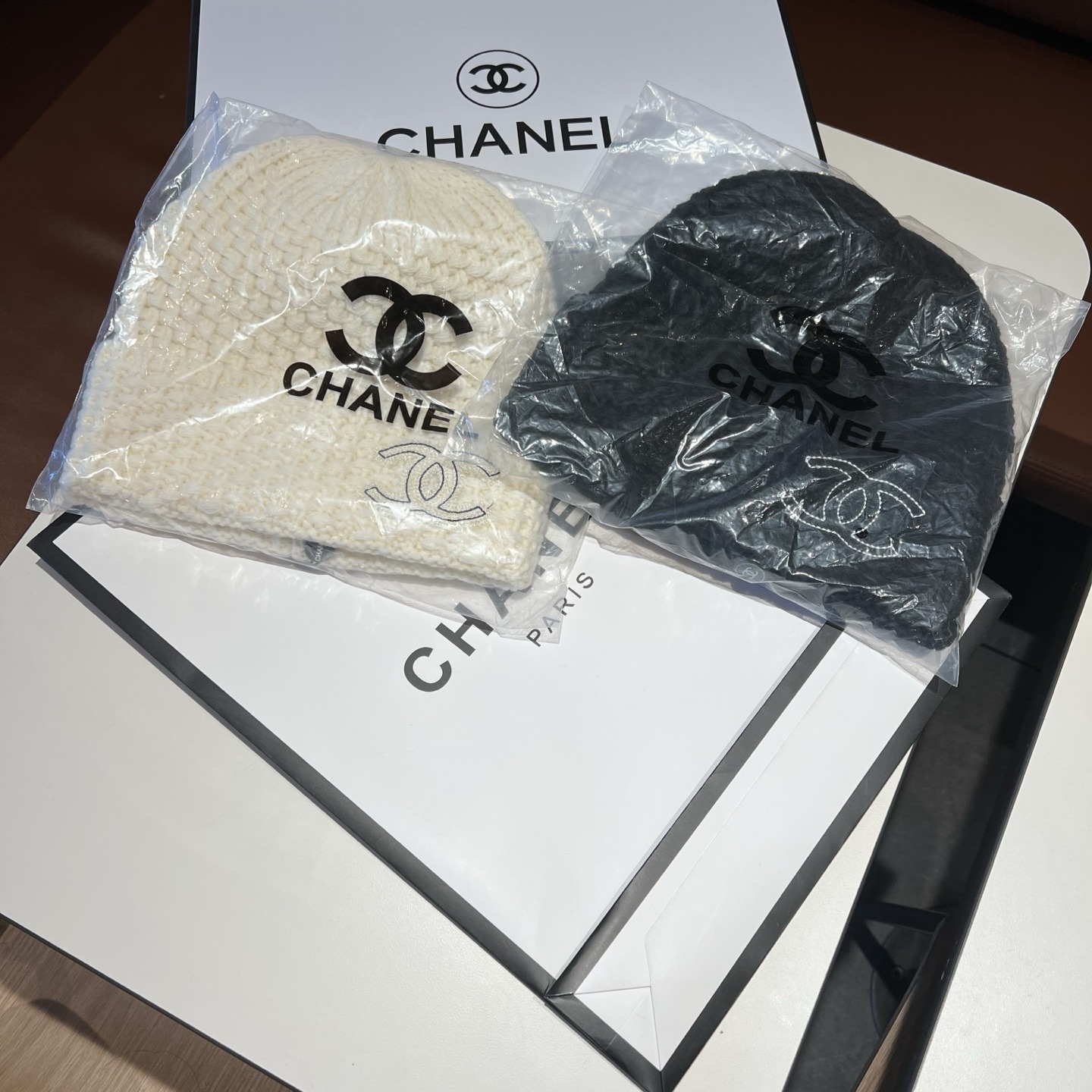 【原單】CHANEL 羊絨針織冷帽
