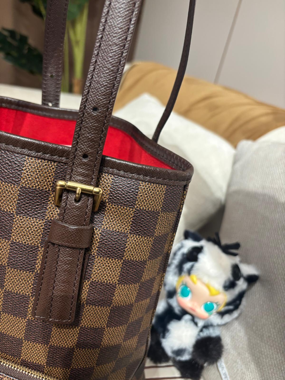 Lv petit bucket with pochette 100%authentic,95%new ✅dust bag 