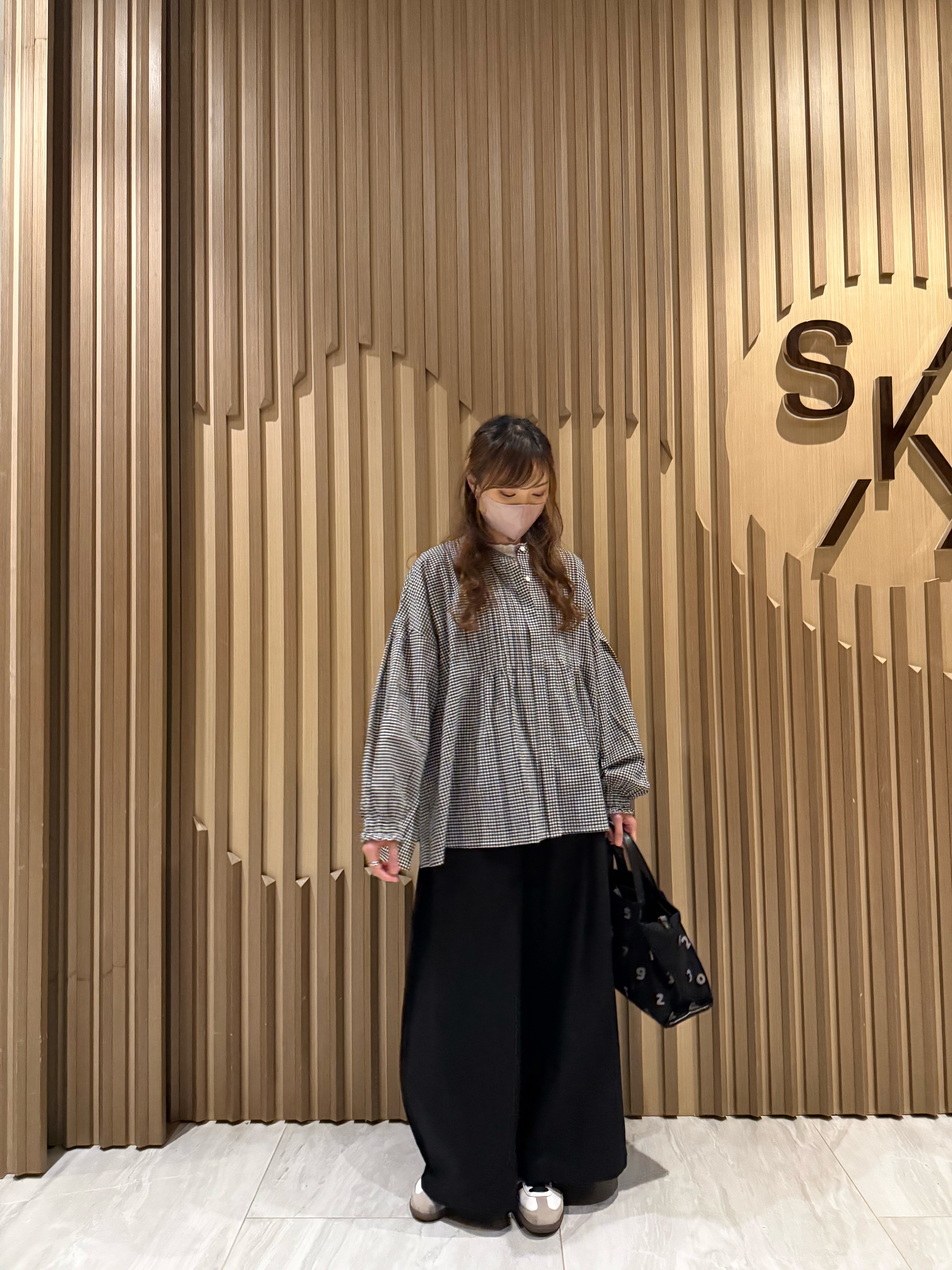 風琴褶泡泡袖格仔恤