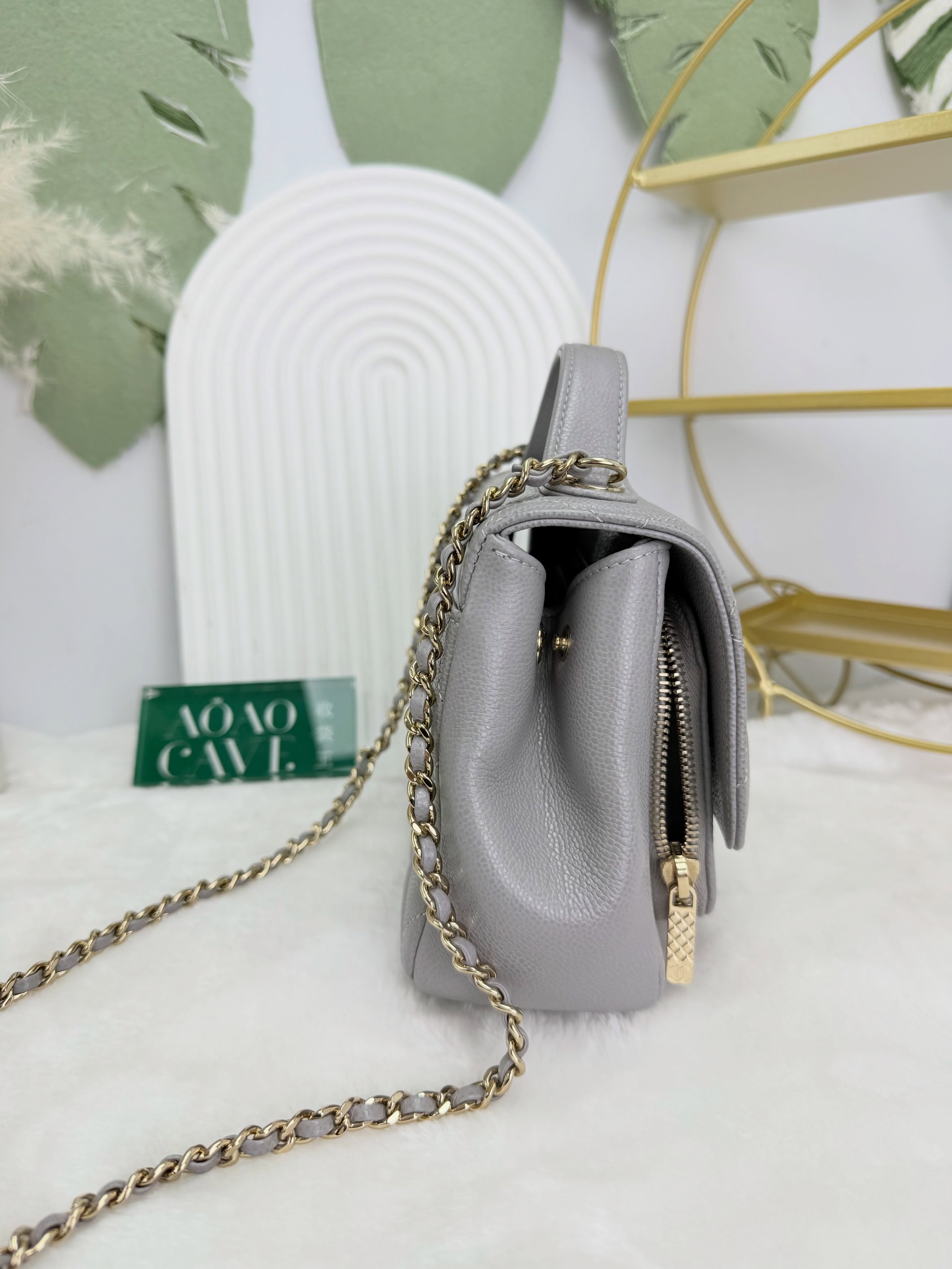 Chanel👜 PRE OWNED 🛍️Business Affinity Flap Bag with Top Handle 淡灰色 晶片款 全套🩶