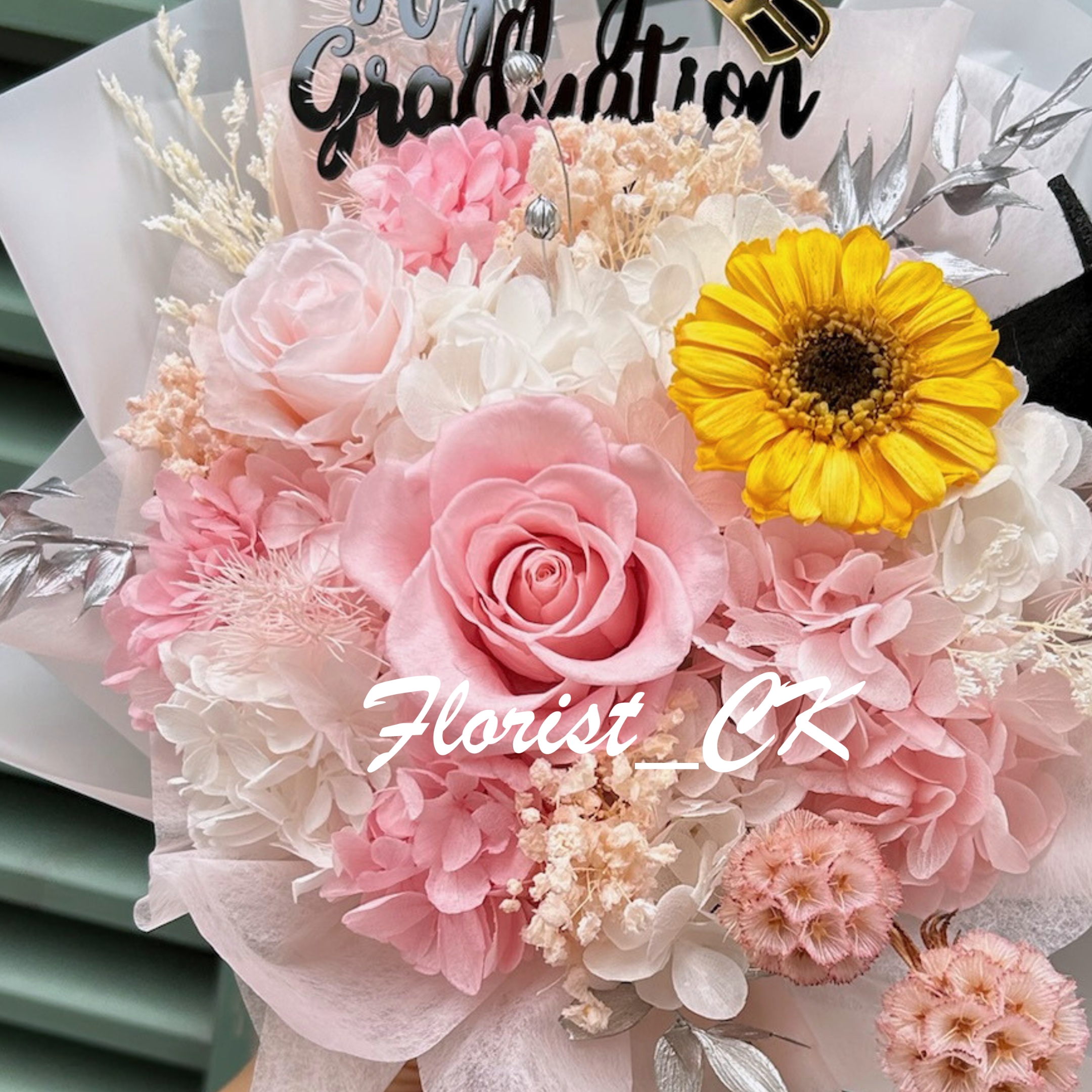 【2026 畢業推介】Eminence Bloom｜畢業之選｜永生玫瑰太陽花花束 (預訂款)