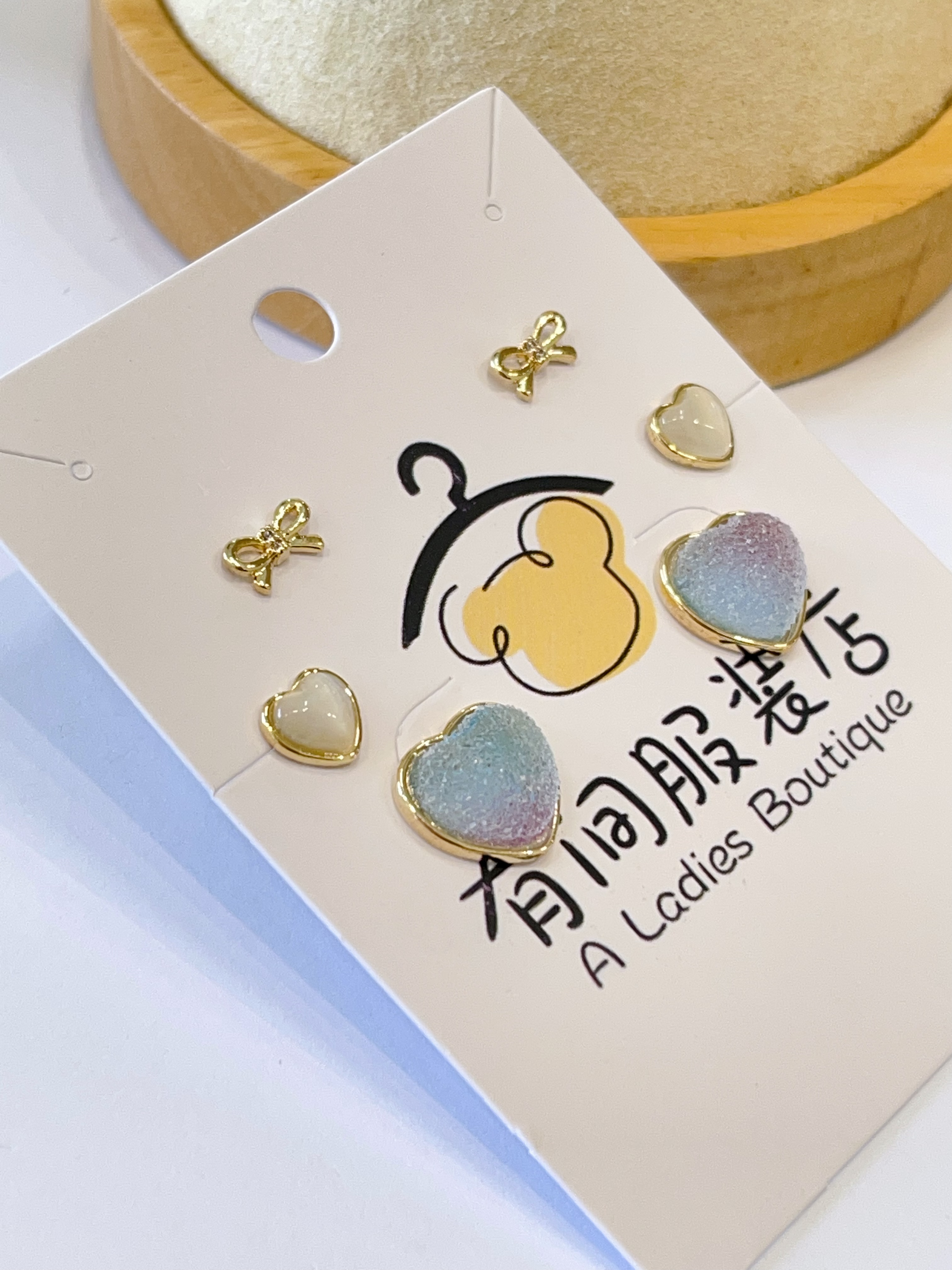 毛绒渐变爱心耳环套装