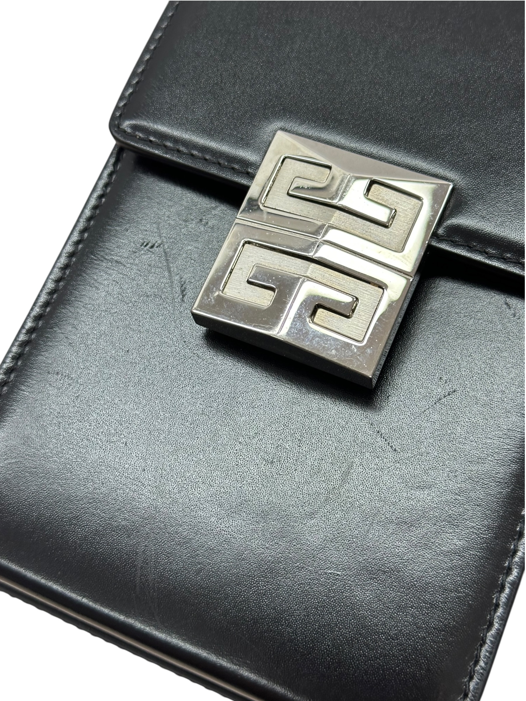 Pre-owned Givenchy Mini 4G Vertical Leather Bag / Product Code: 26052304