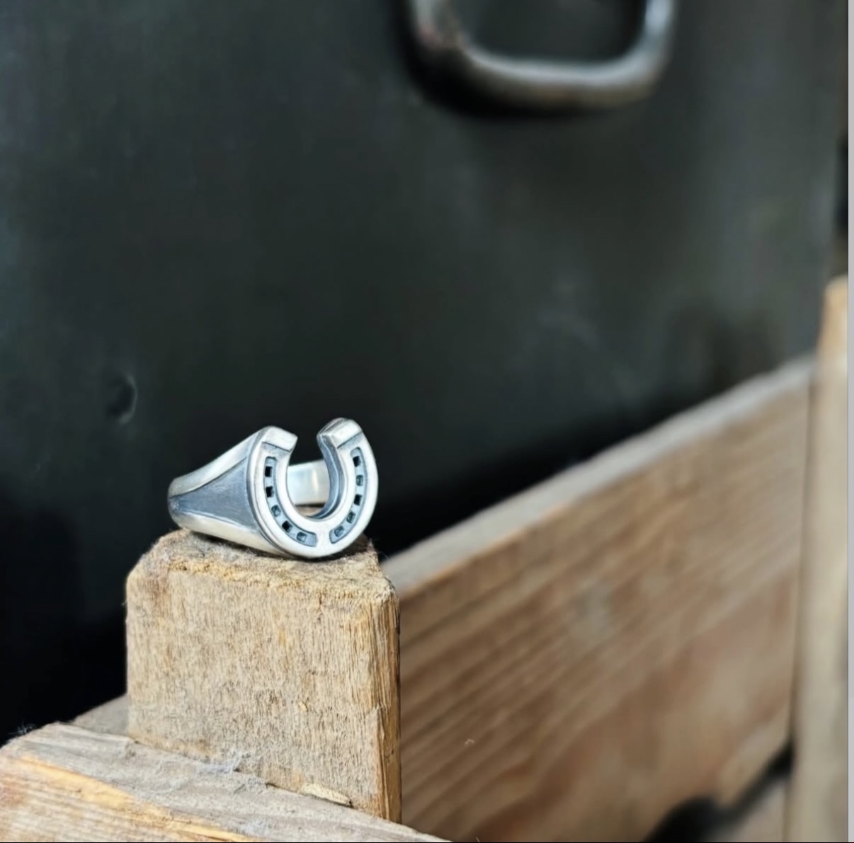  Vantique HORSE RING VINTAGE STYLE