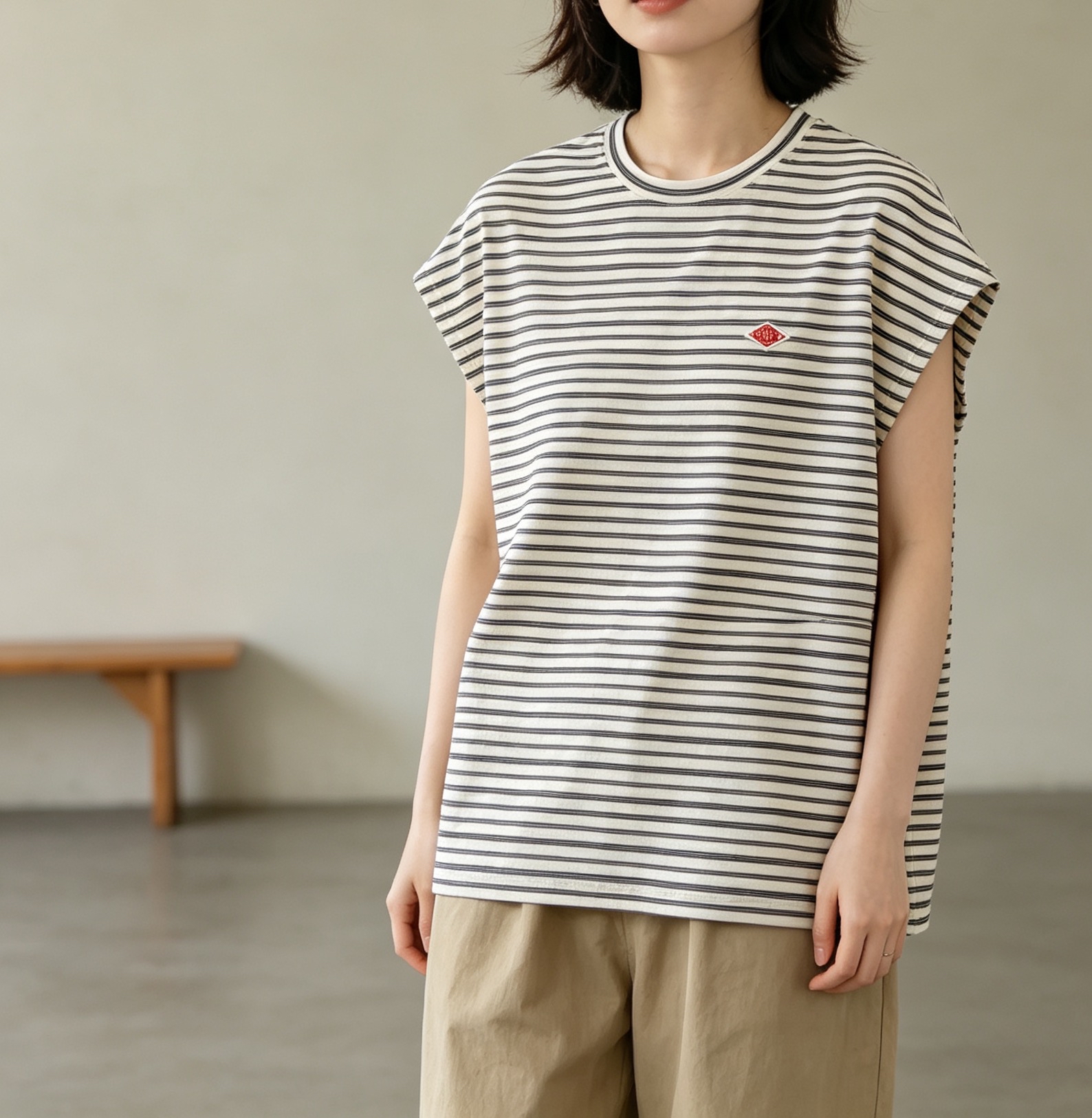 日系2色顯瘦Tee